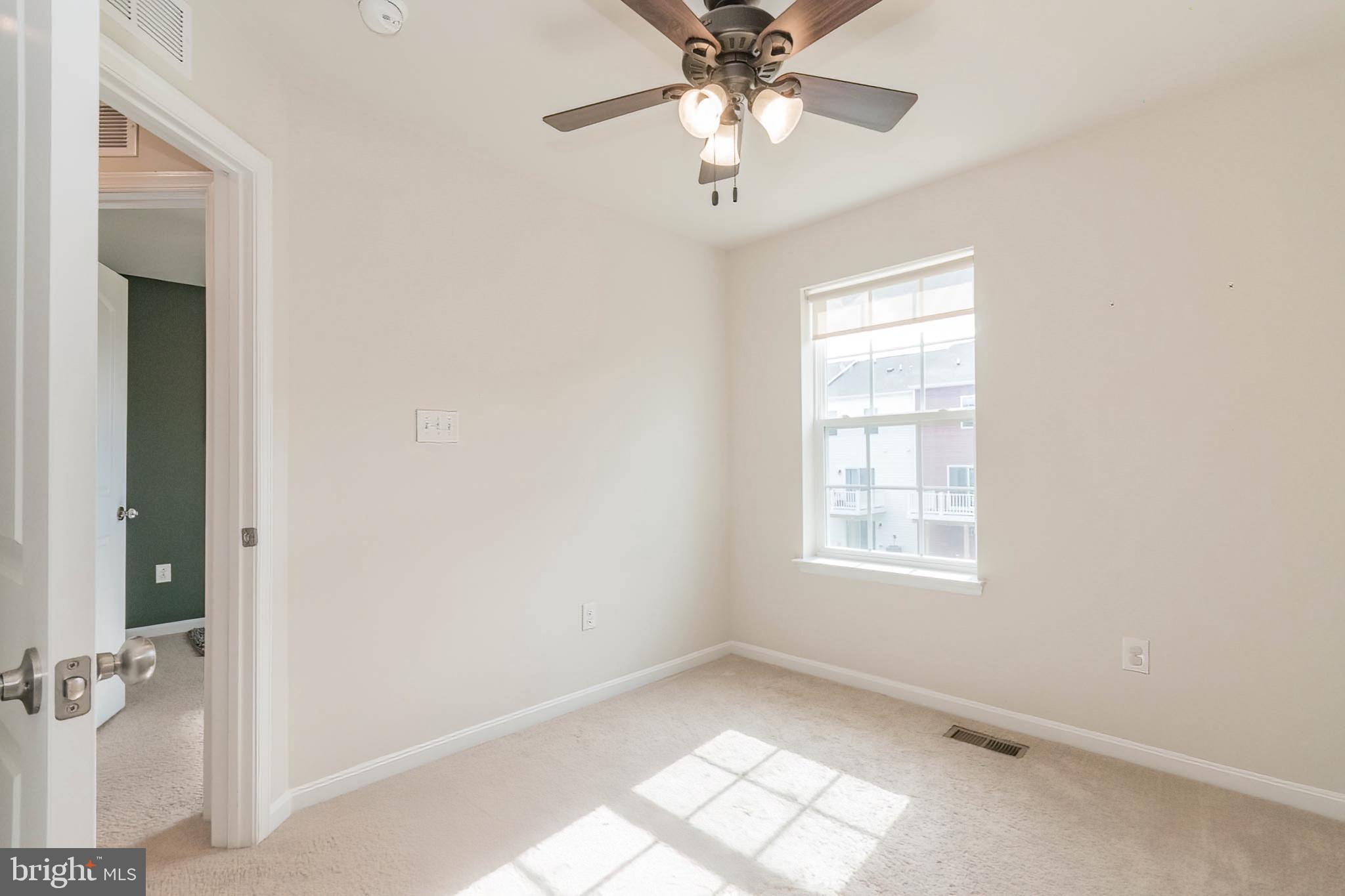 BERKELEY RIDGE - Residential