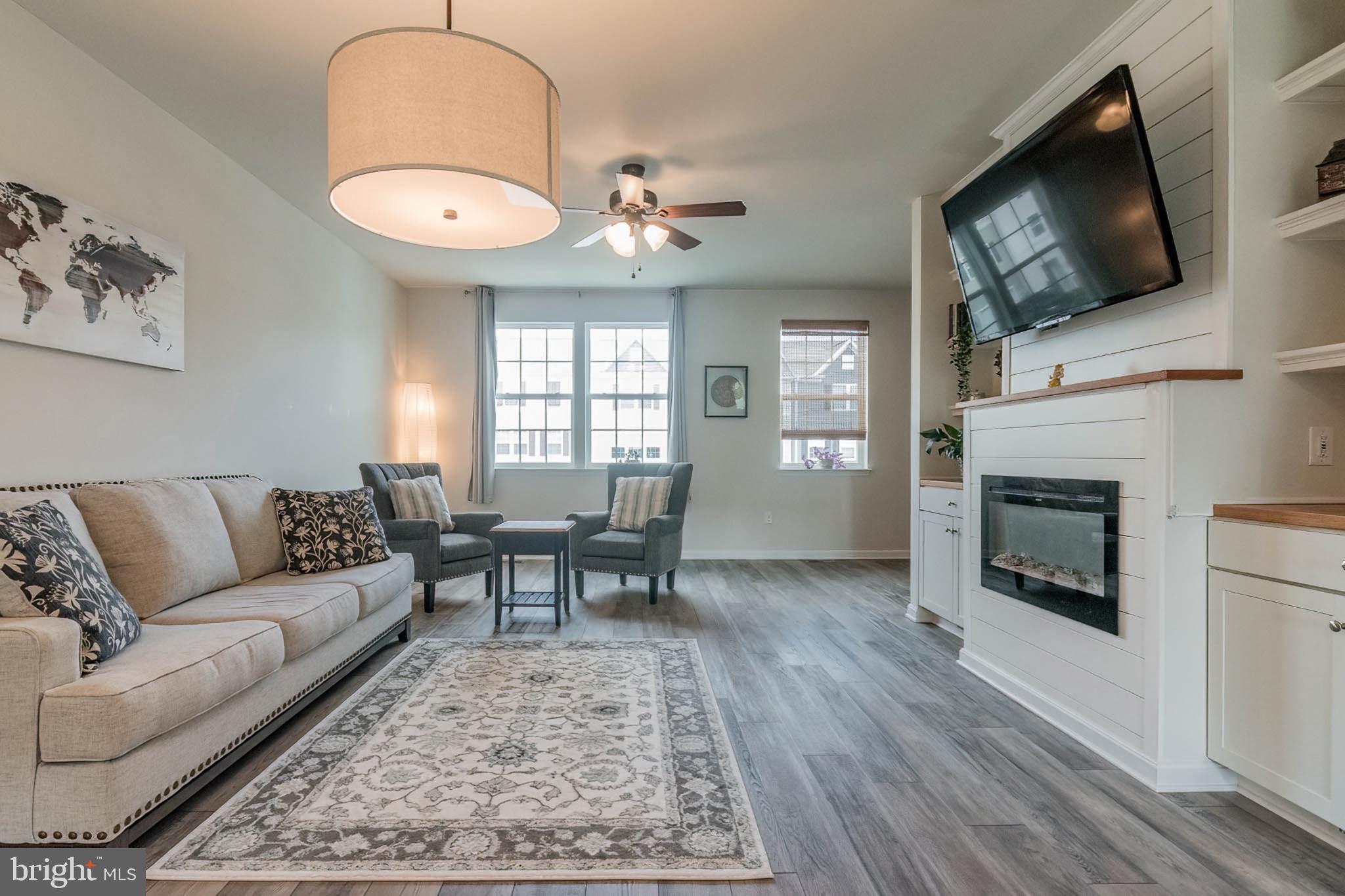 BERKELEY RIDGE - Residential