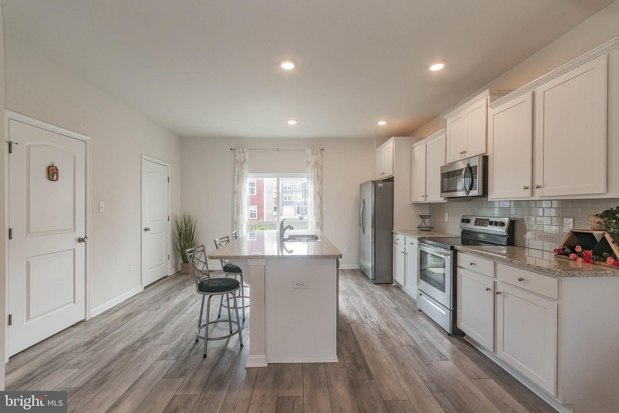 BERKELEY RIDGE - Residential