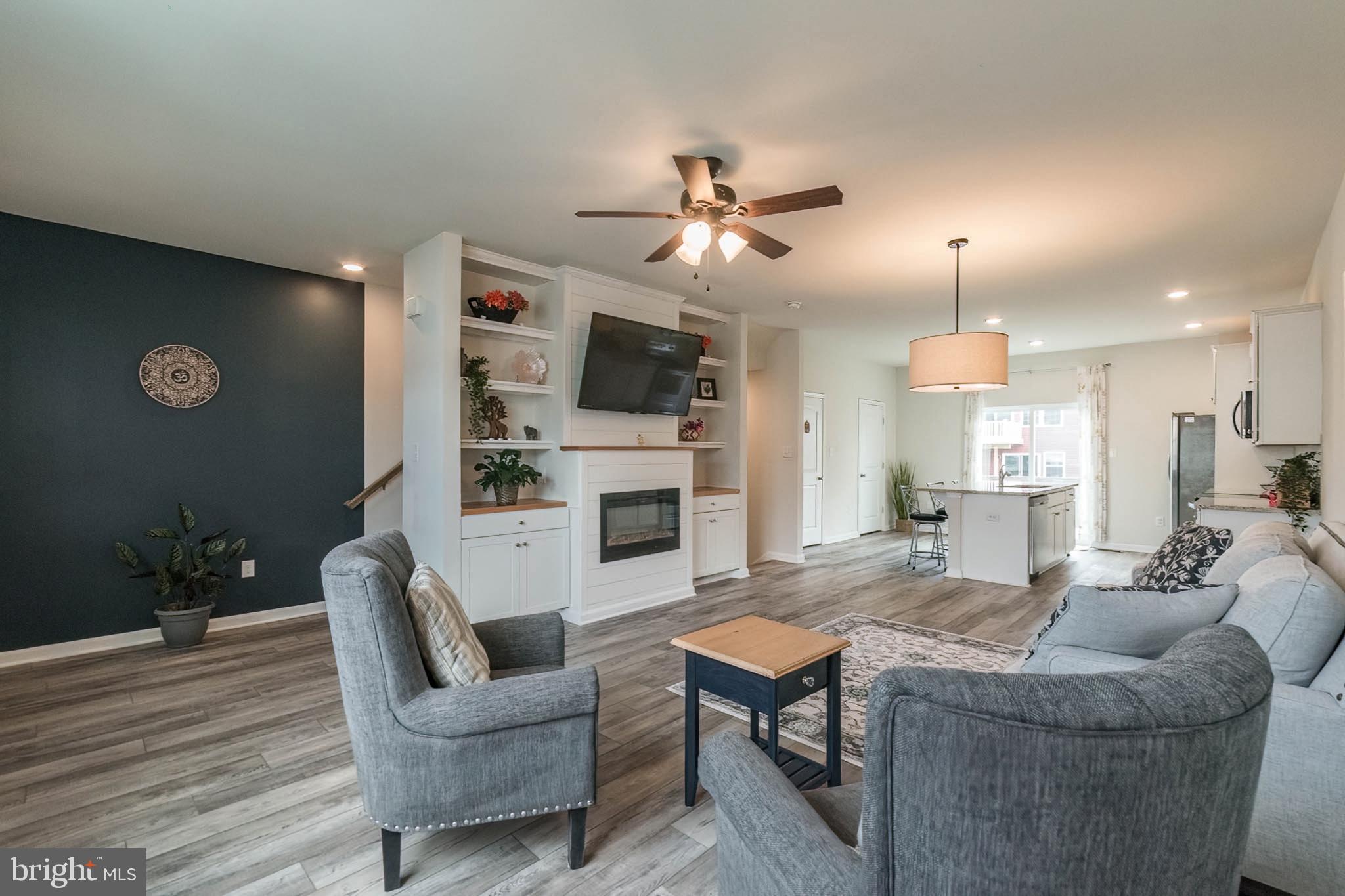 BERKELEY RIDGE - Residential