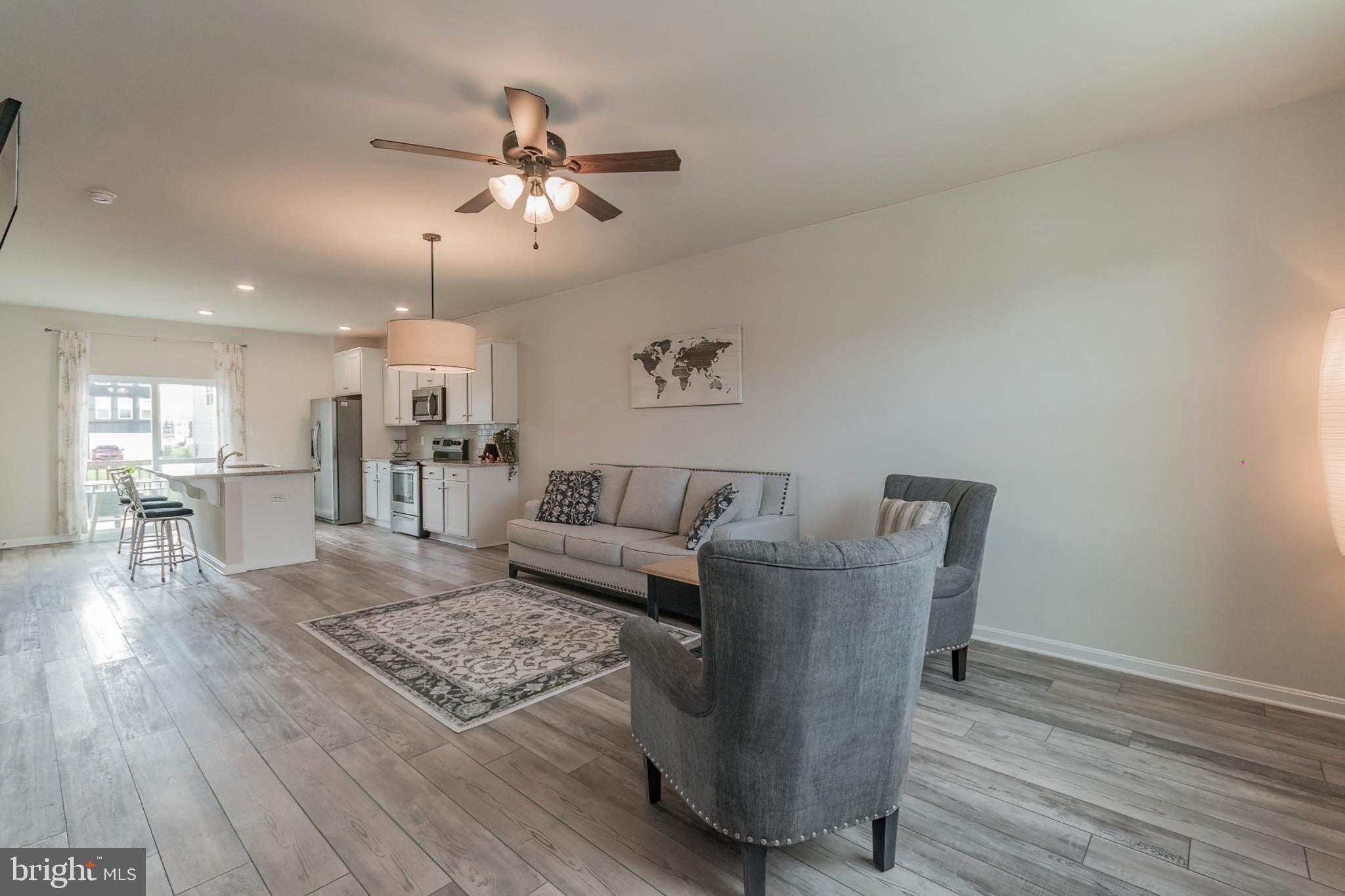 BERKELEY RIDGE - Residential