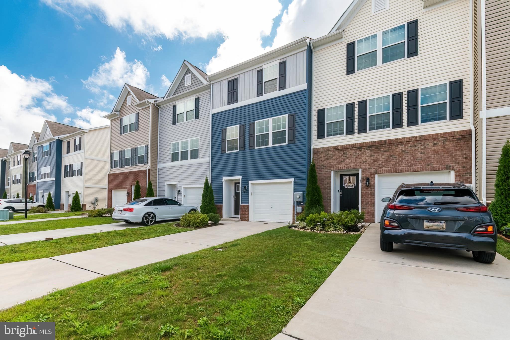 BERKELEY RIDGE - Residential