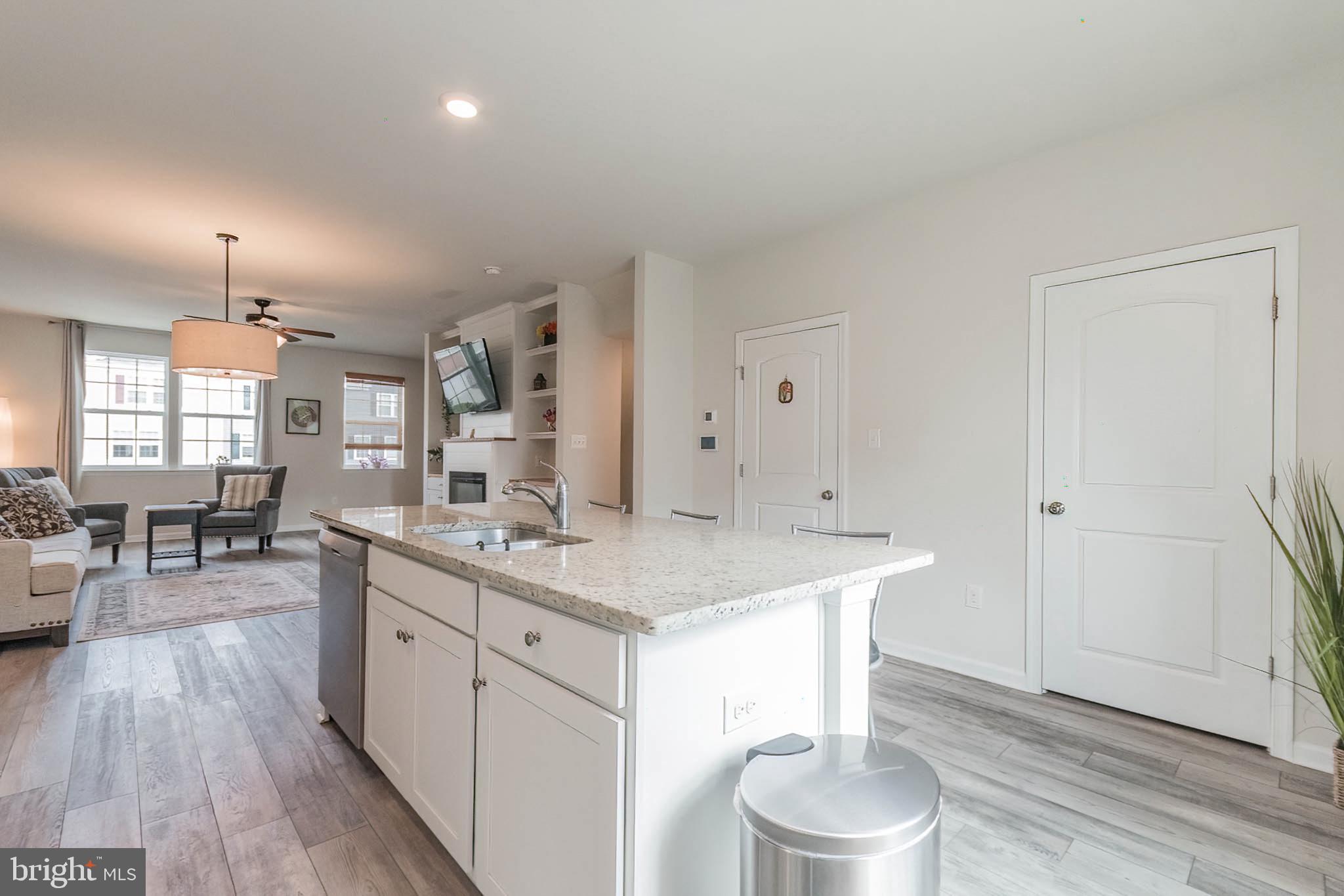 BERKELEY RIDGE - Residential