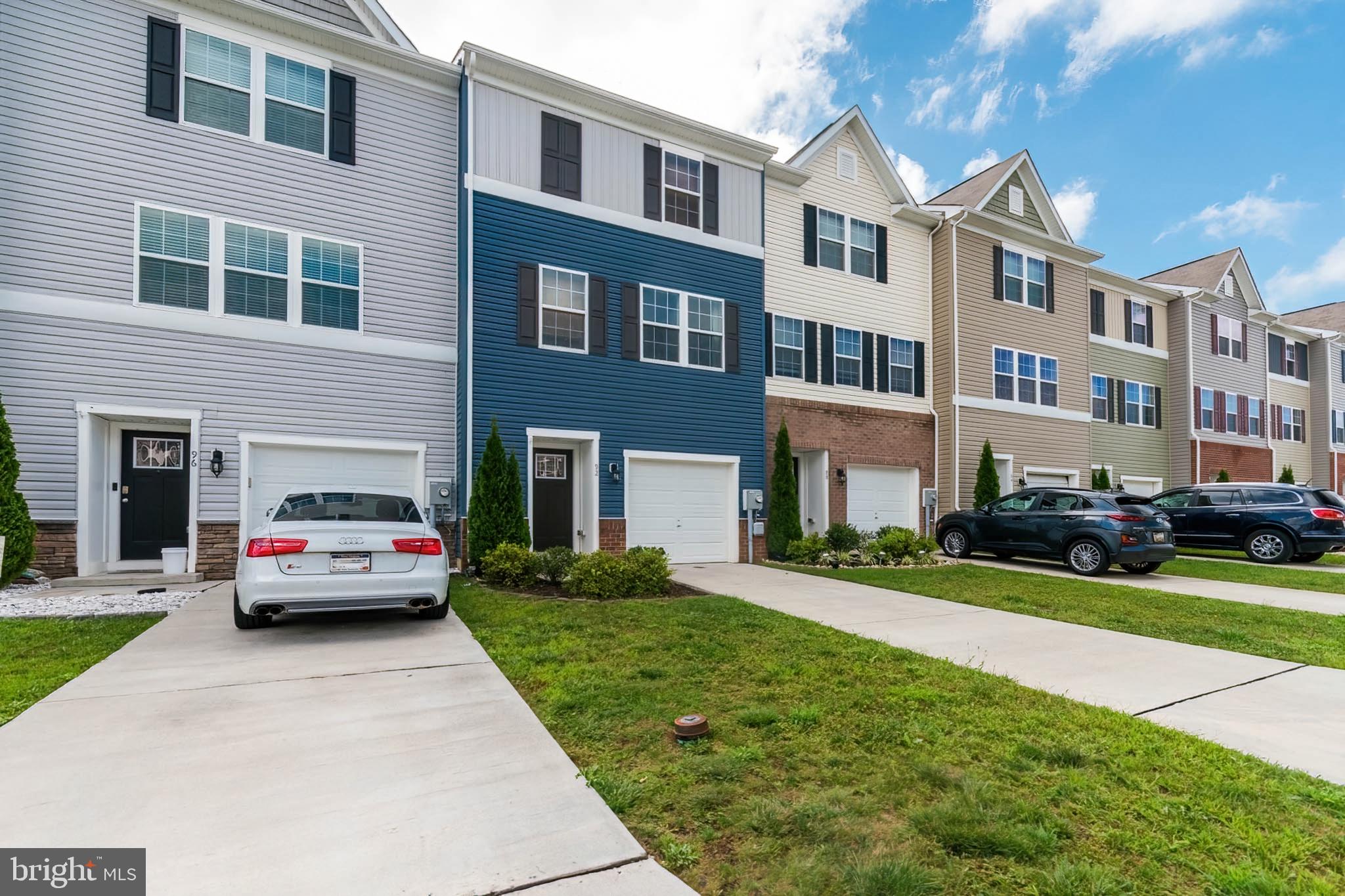 BERKELEY RIDGE - Residential