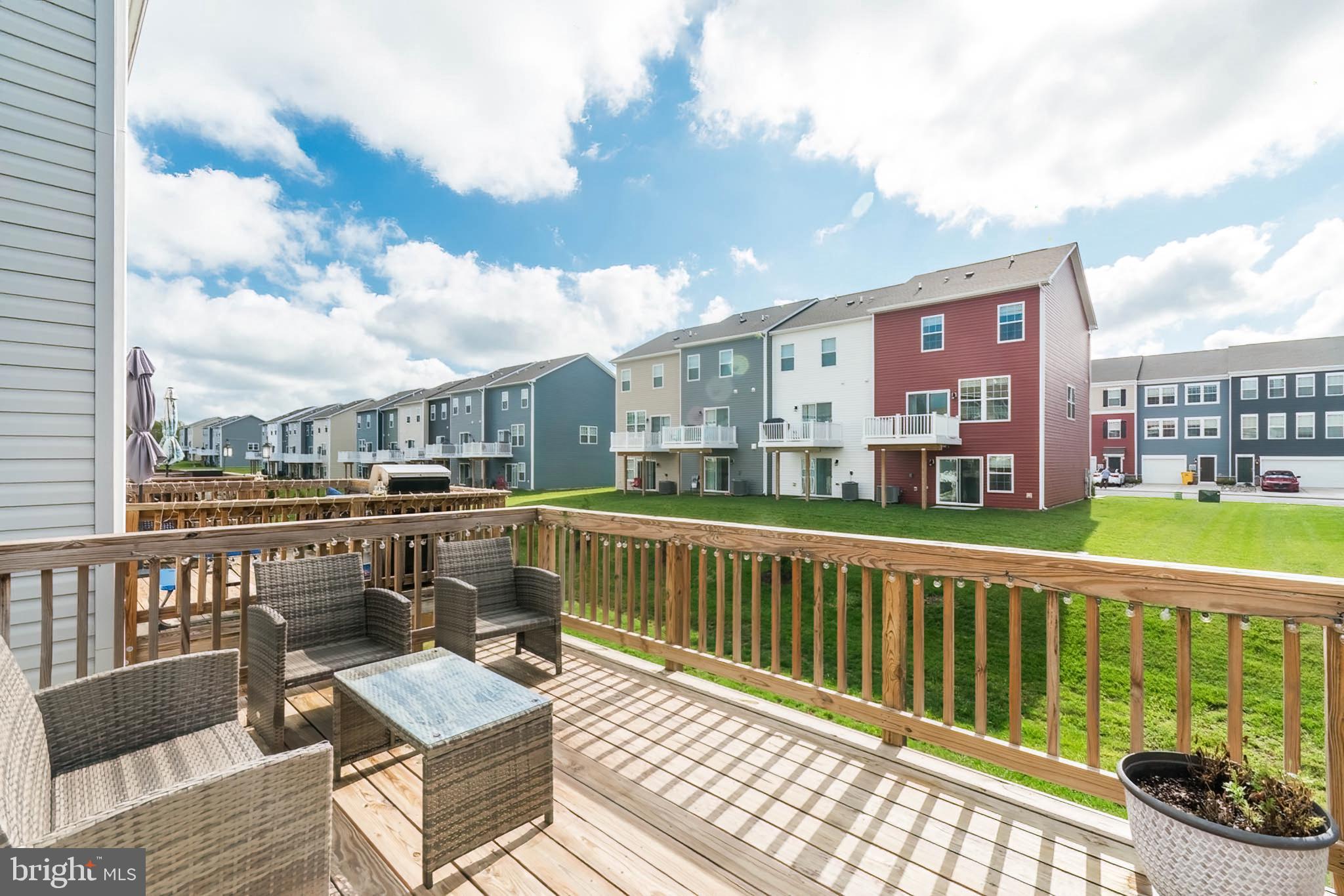 BERKELEY RIDGE - Residential