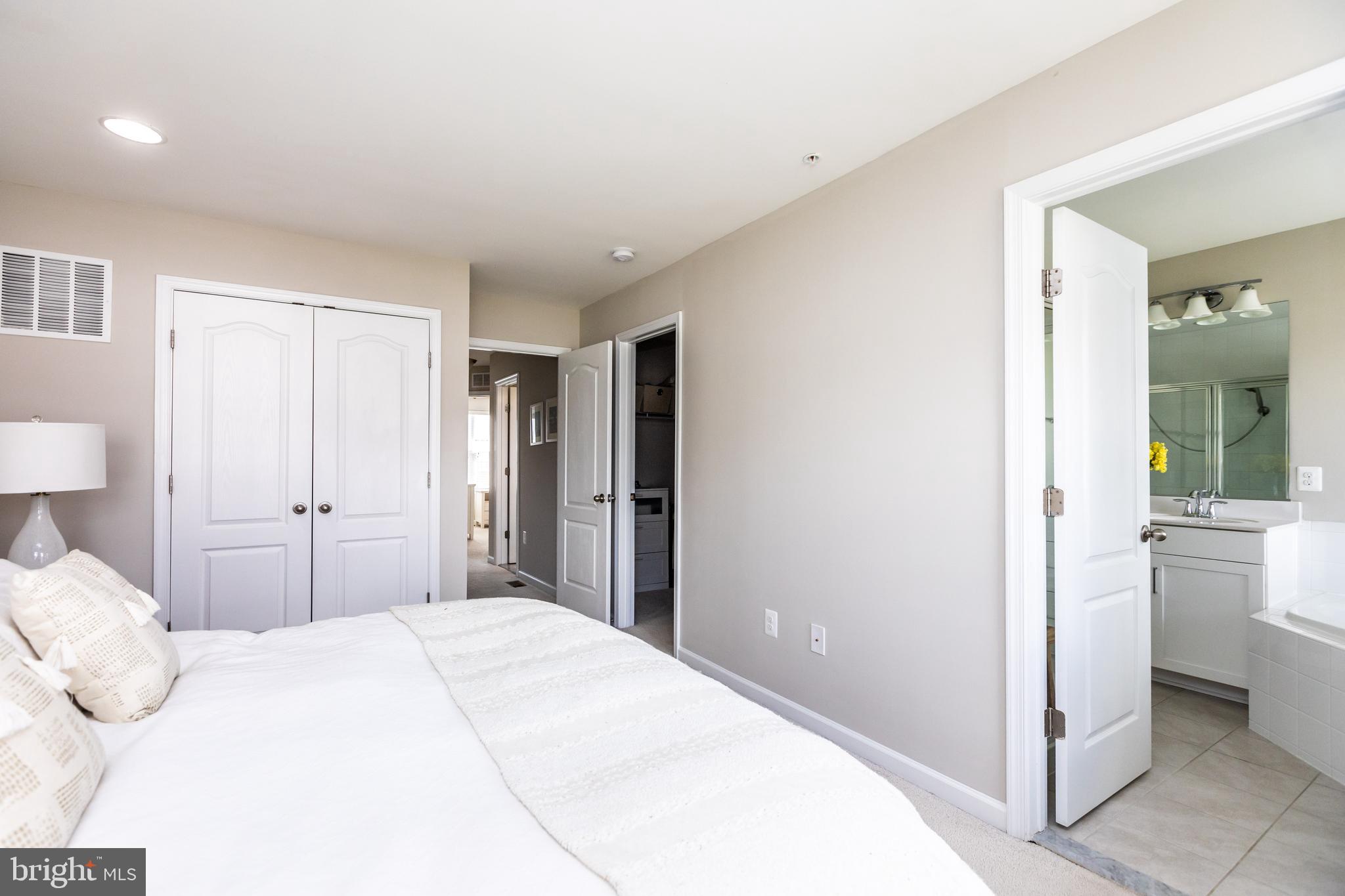 PRESERVE AT WINDLASS RUN - Residential