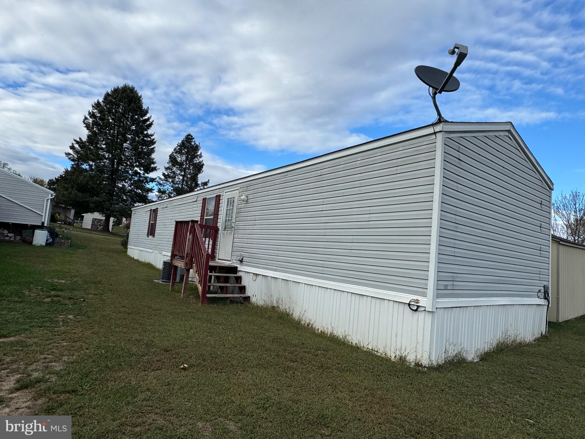 MIDWAY MOBILE HOME PARK - Residential