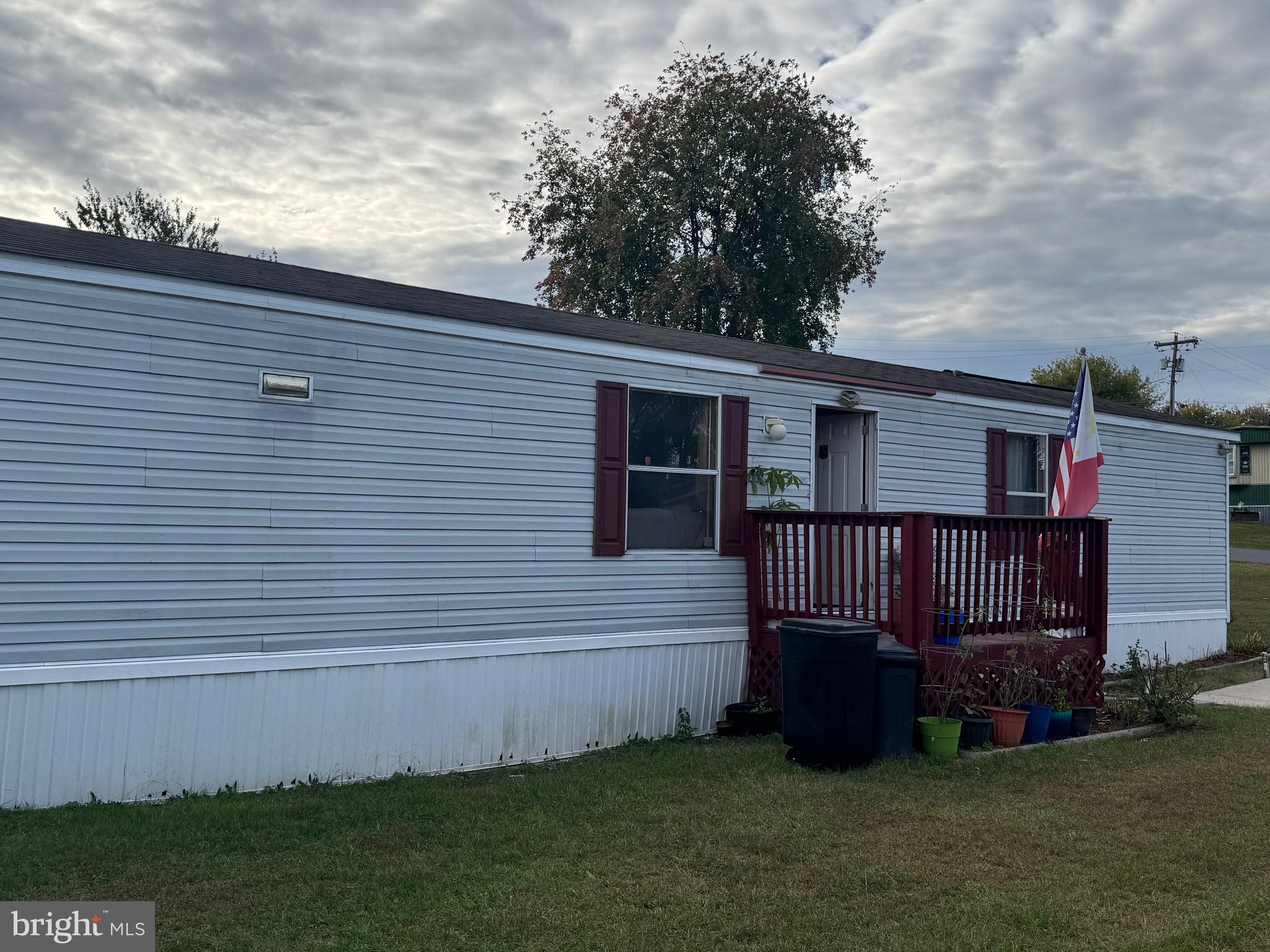 MIDWAY MOBILE HOME PARK - Residential