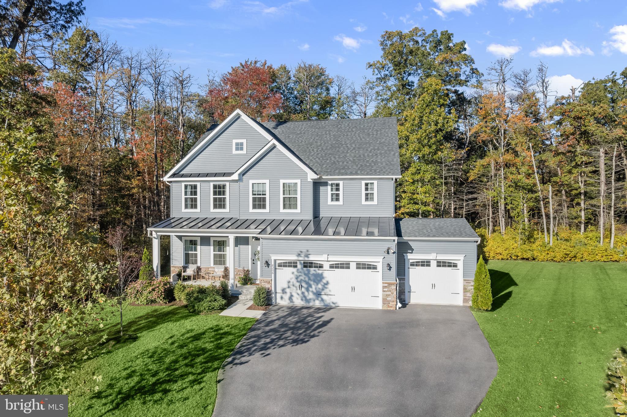 8206 DERRYMORE COURT