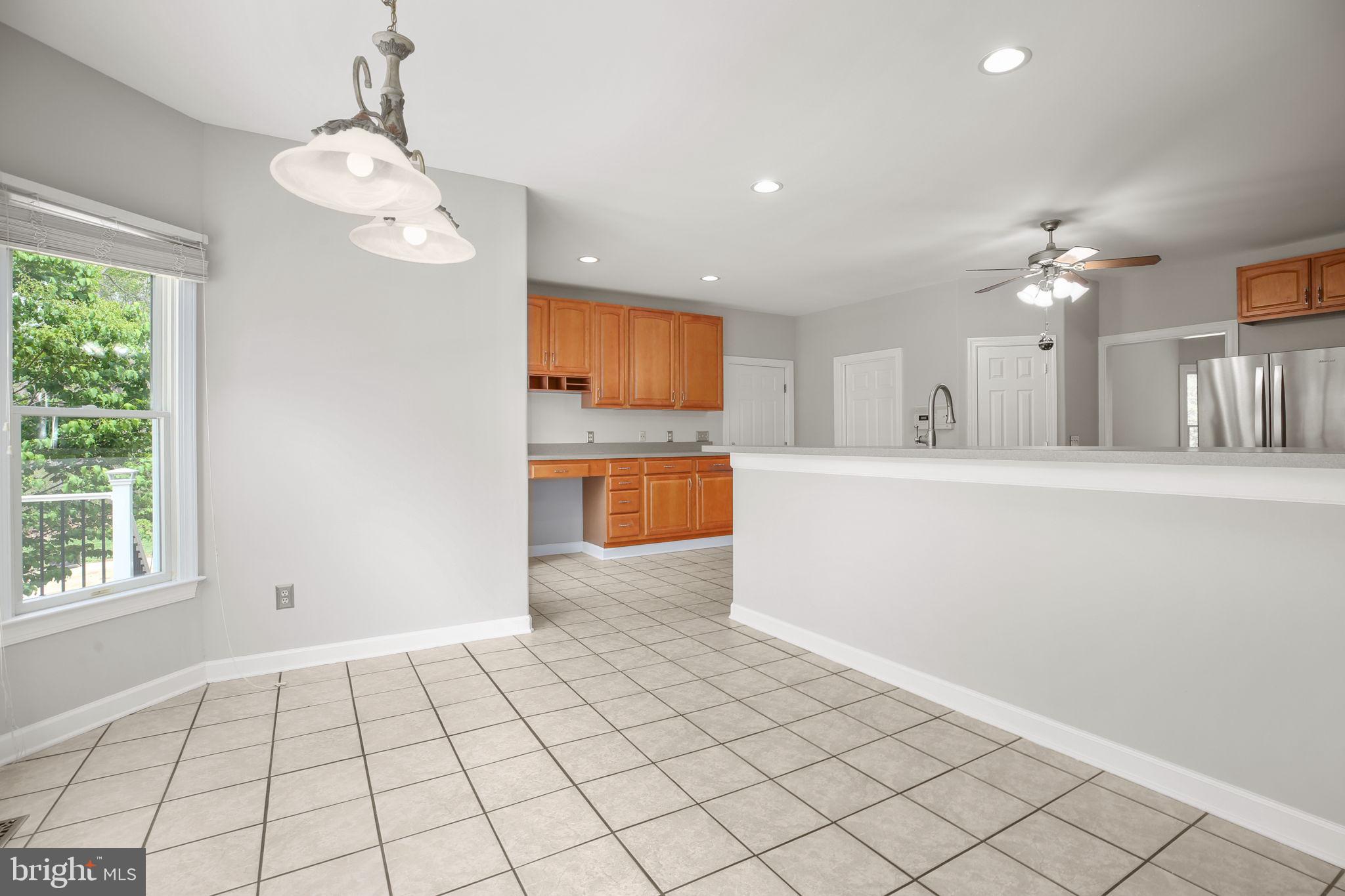 KINGS GRANT - Residential