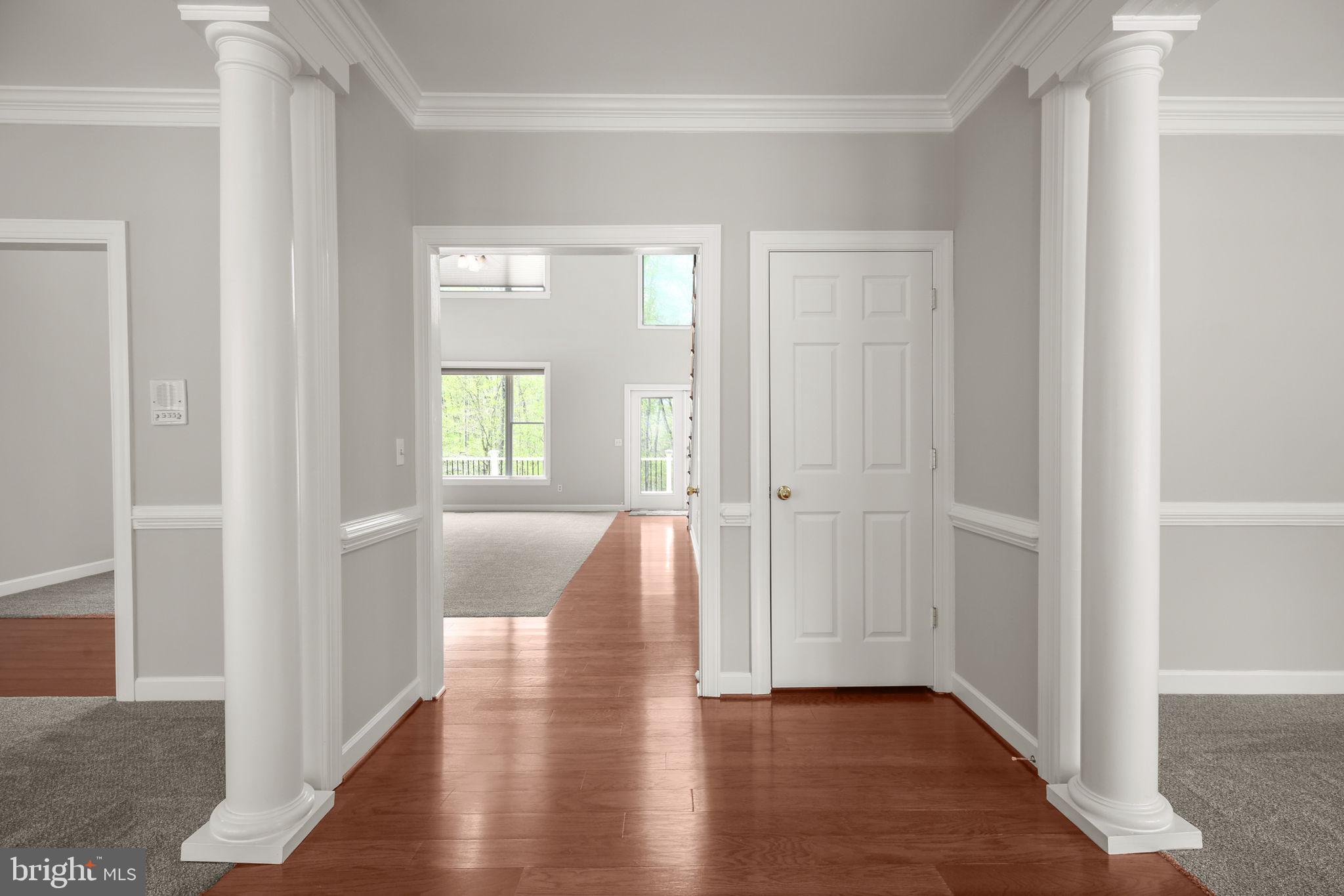 KINGS GRANT - Residential