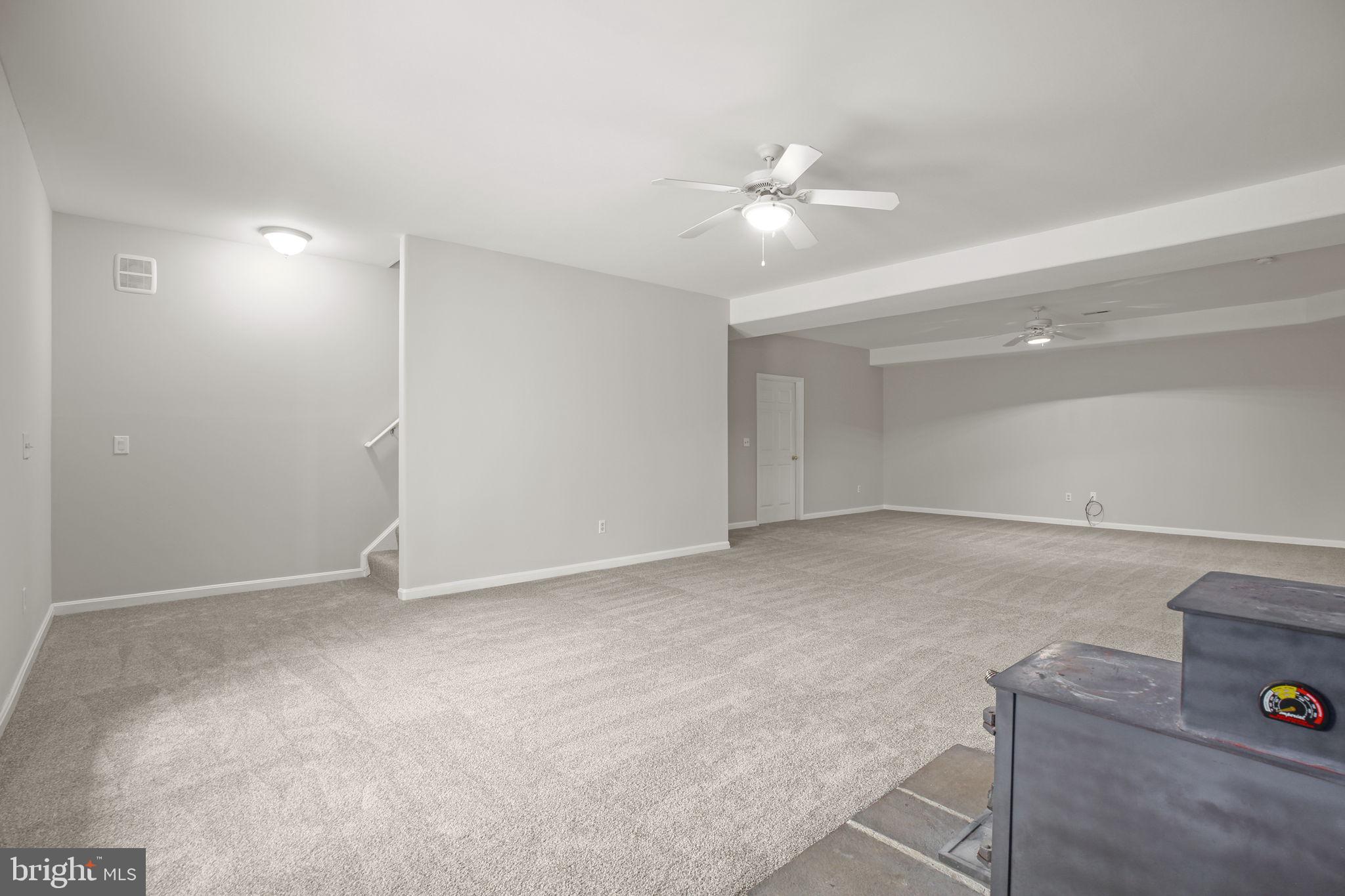 KINGS GRANT - Residential