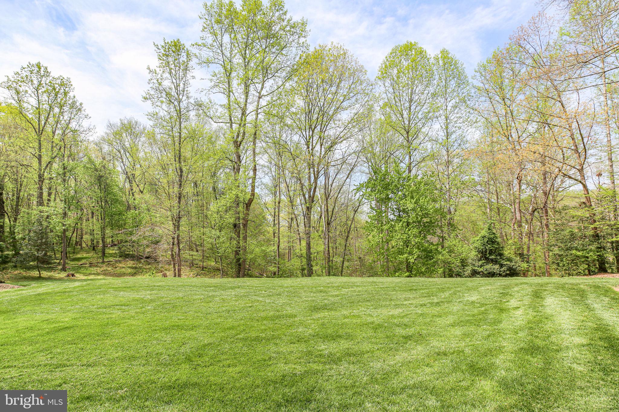 KINGS GRANT - Residential