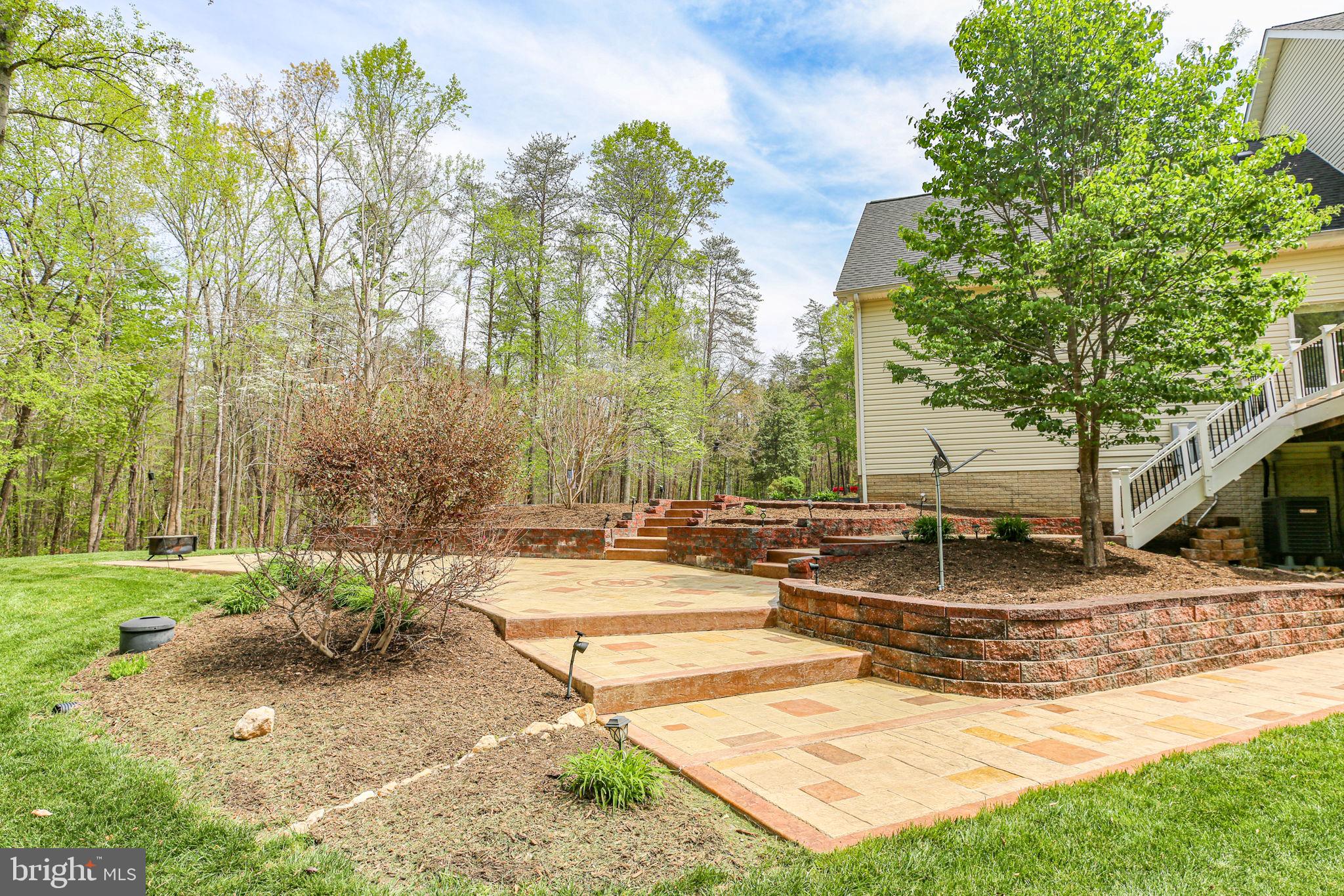 KINGS GRANT - Residential