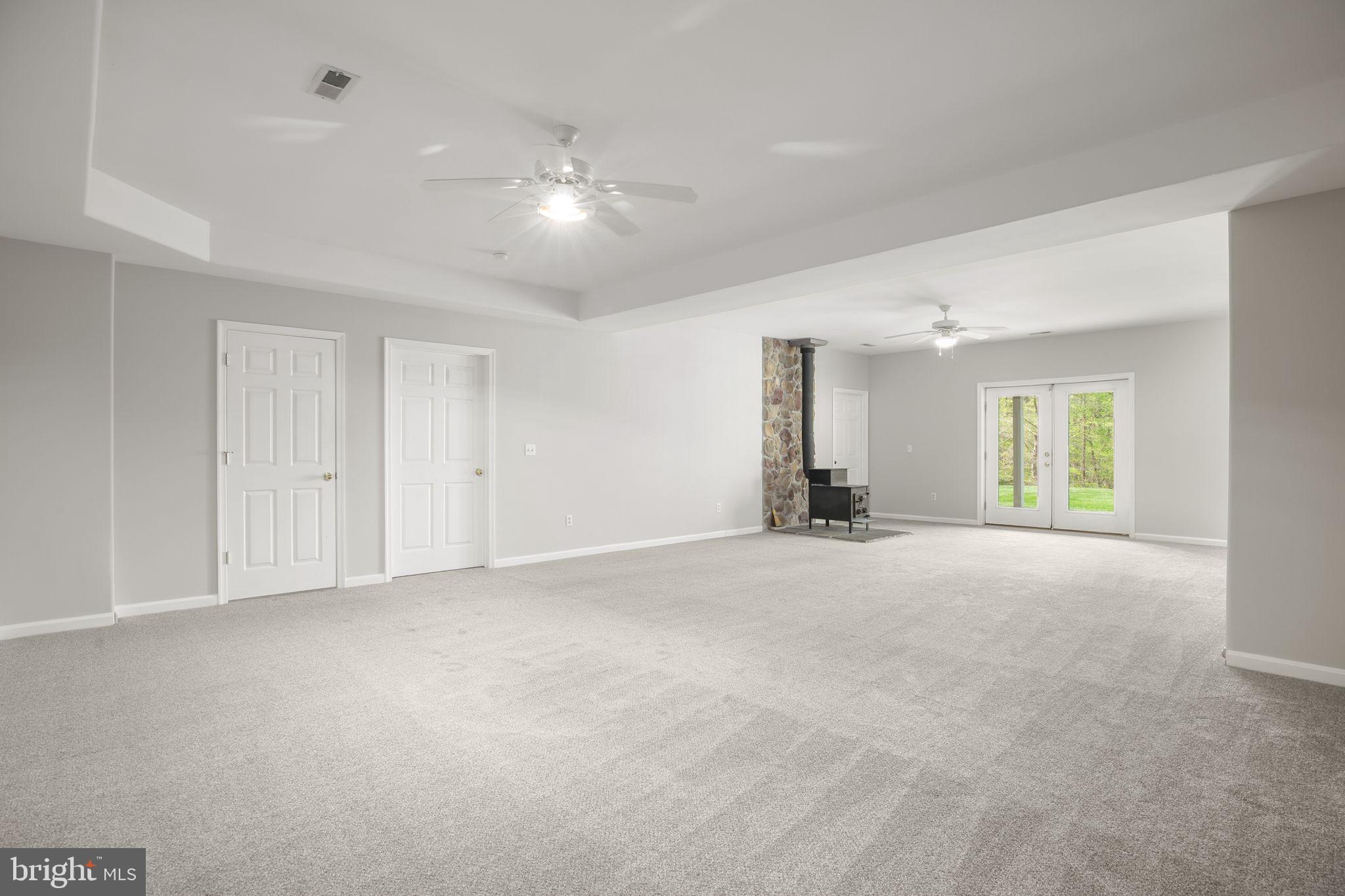 KINGS GRANT - Residential