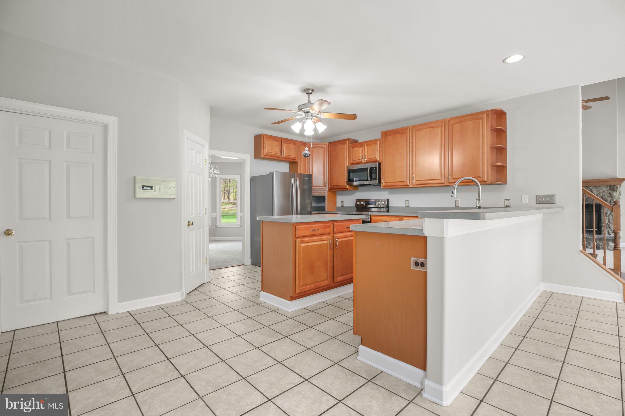 KINGS GRANT - Residential