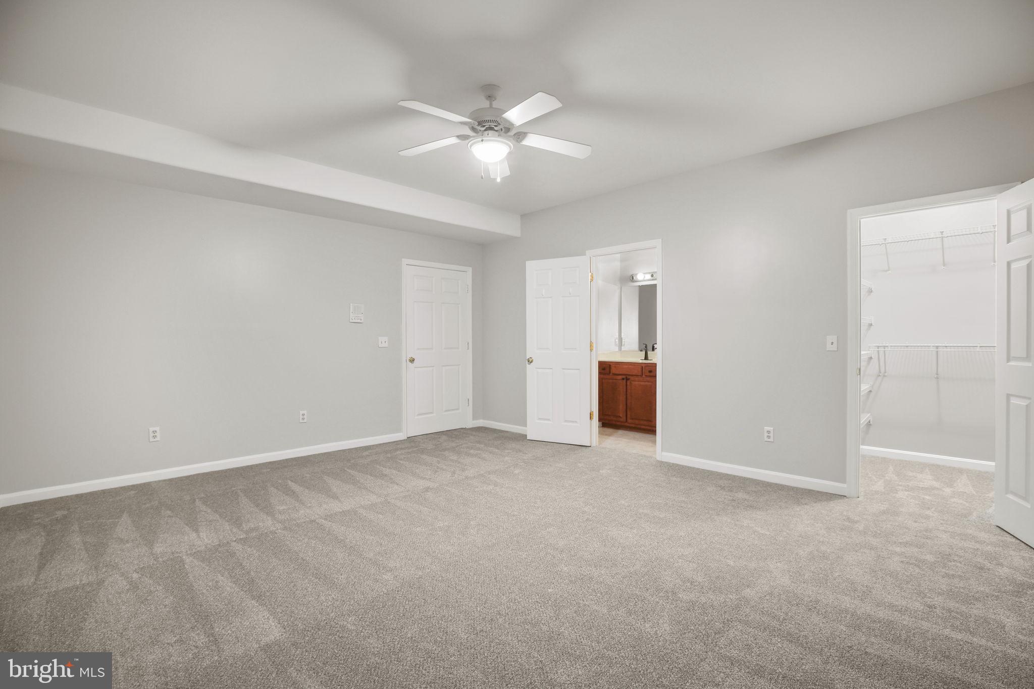 KINGS GRANT - Residential