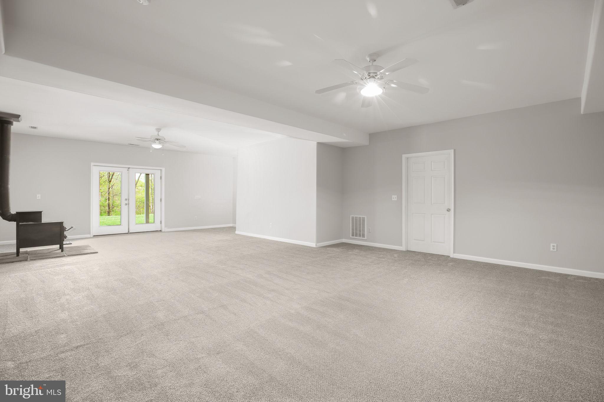 KINGS GRANT - Residential