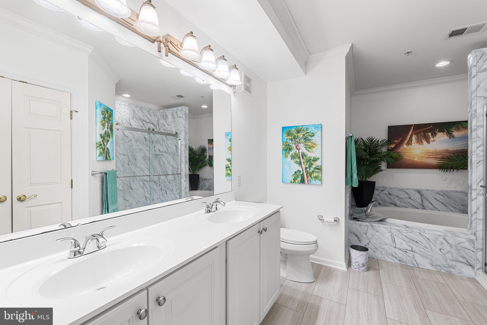 SUNSET ISLAND - Residential