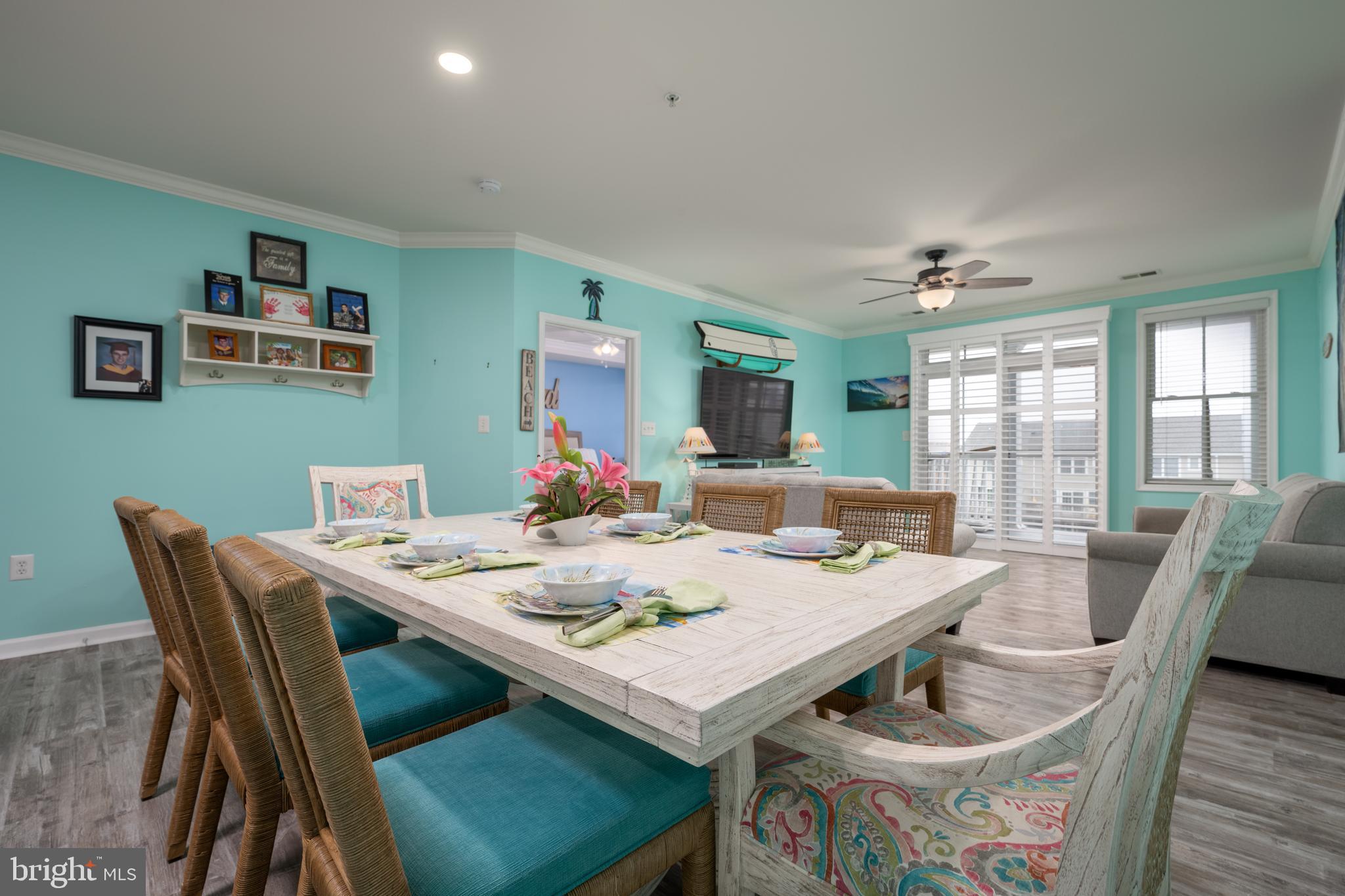 SUNSET ISLAND - Residential