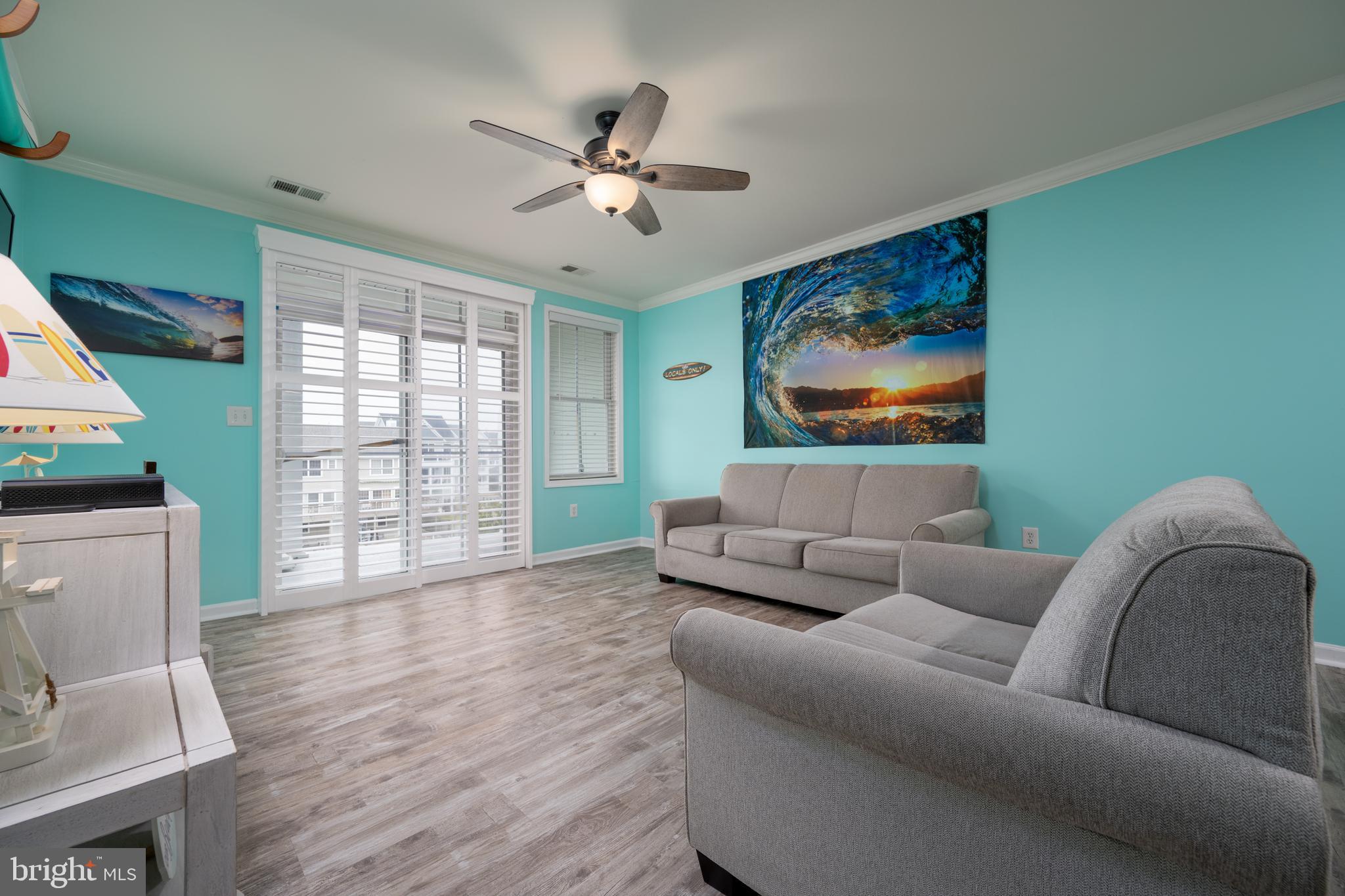 SUNSET ISLAND - Residential