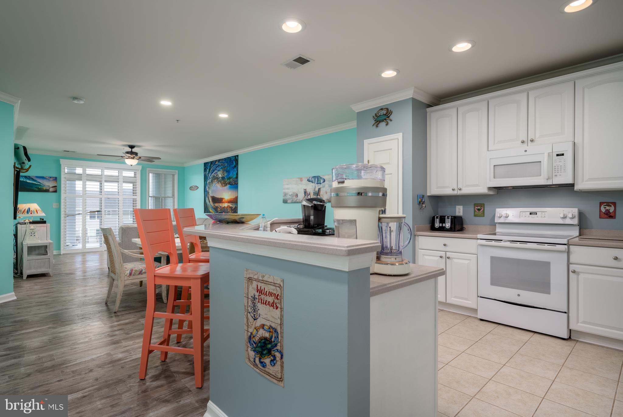 SUNSET ISLAND - Residential