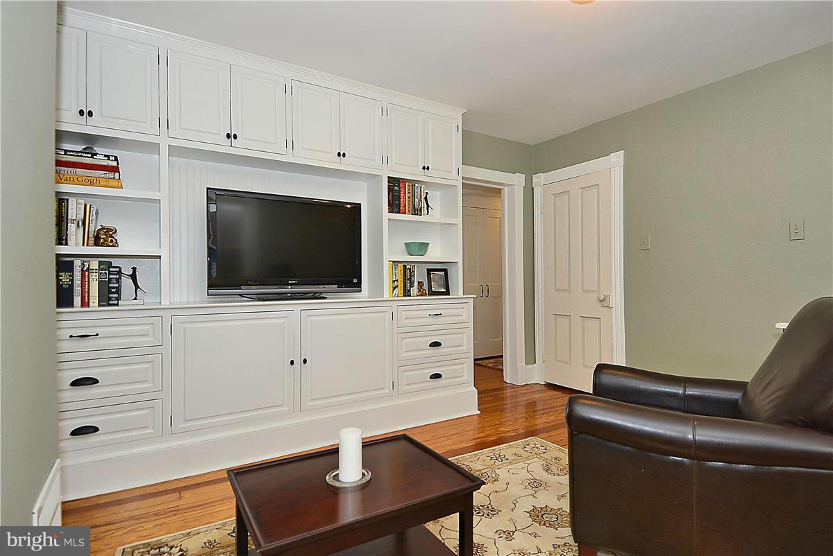 TOWN OF LEESBURG - Residential