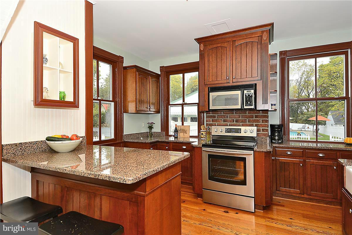 TOWN OF LEESBURG - Residential