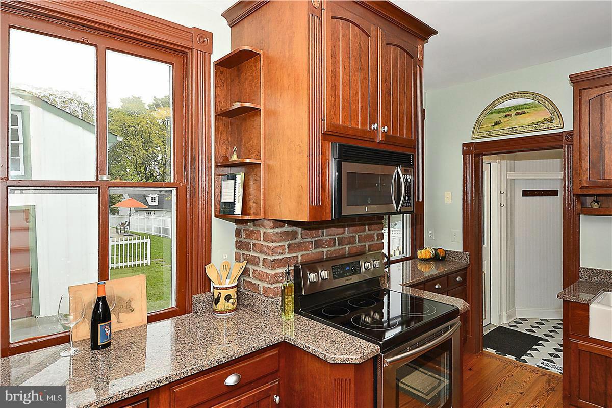 TOWN OF LEESBURG - Residential