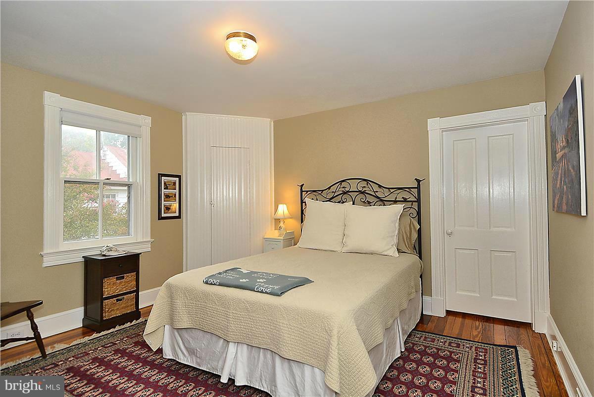 TOWN OF LEESBURG - Residential