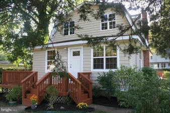 UPPER MAGOTHY BEACH - Residential