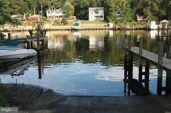 UPPER MAGOTHY BEACH - Residential