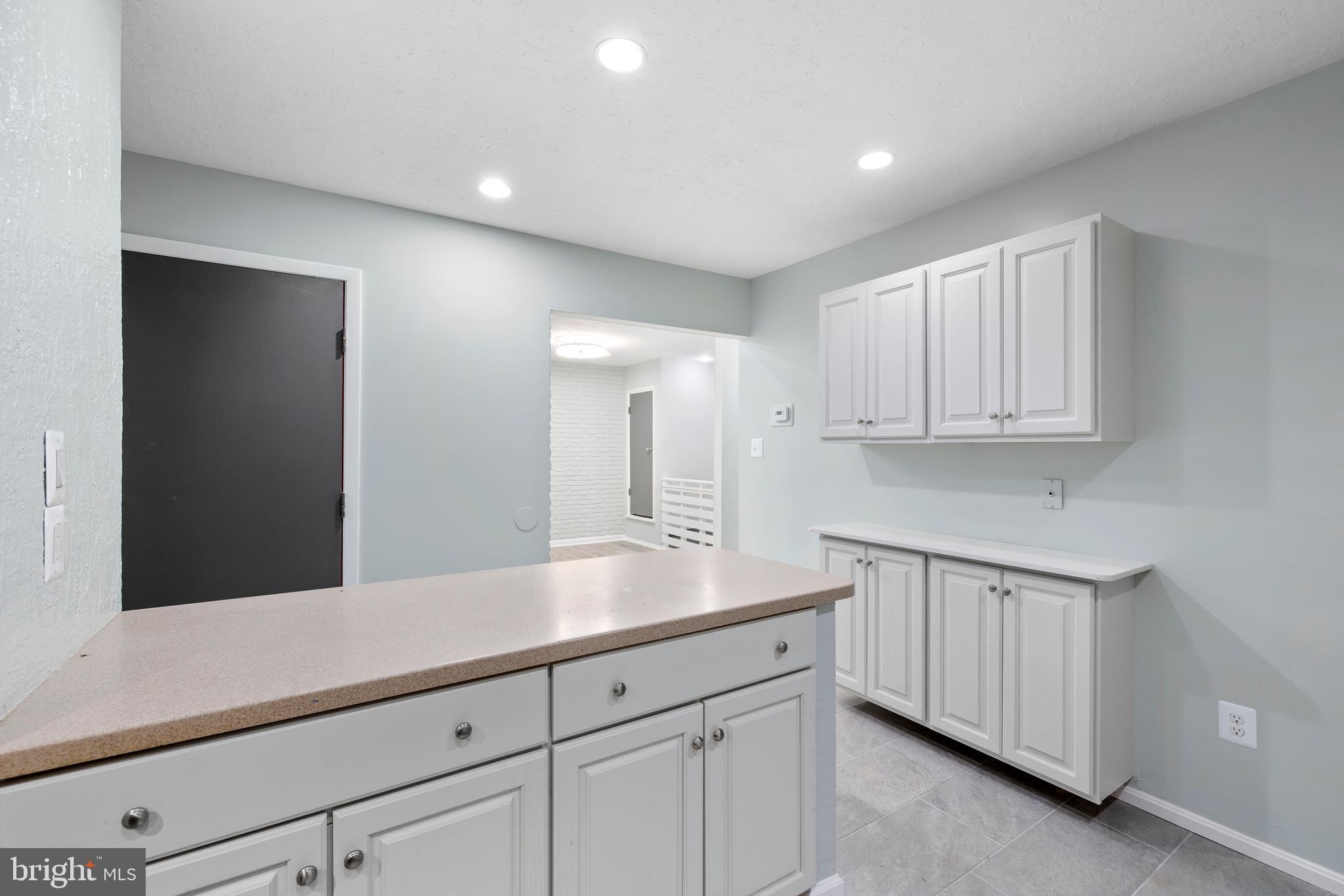 NEWPORT ESTATES - Residential