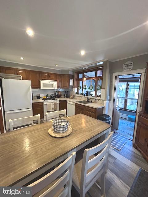 RHAWNHURST - Residential