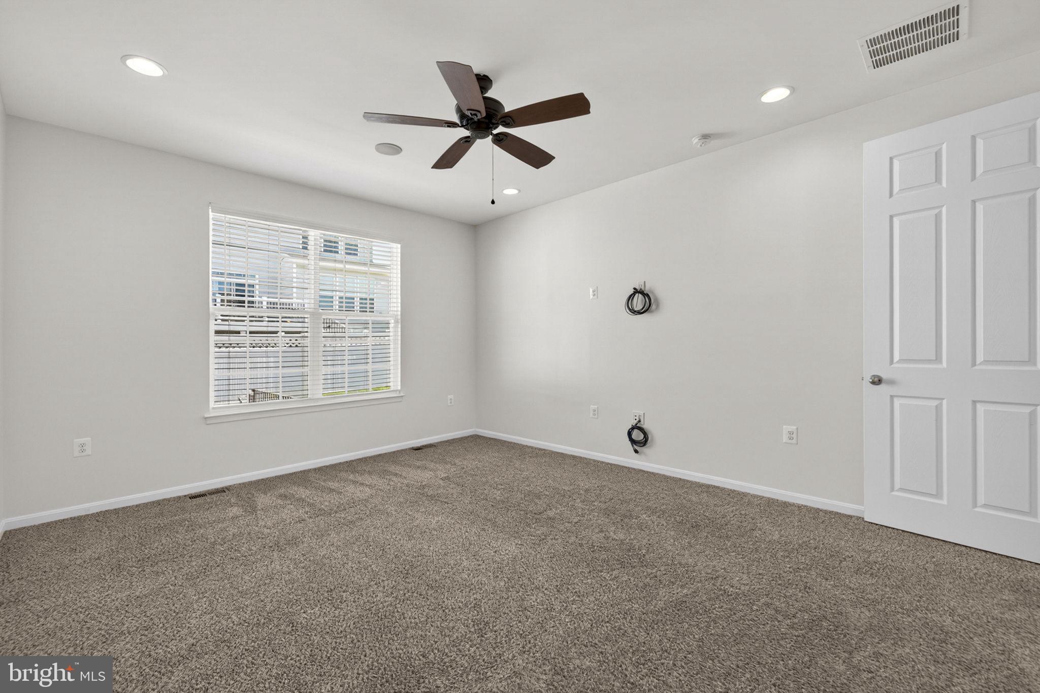 SHENANDOAH SPRINGS - Residential