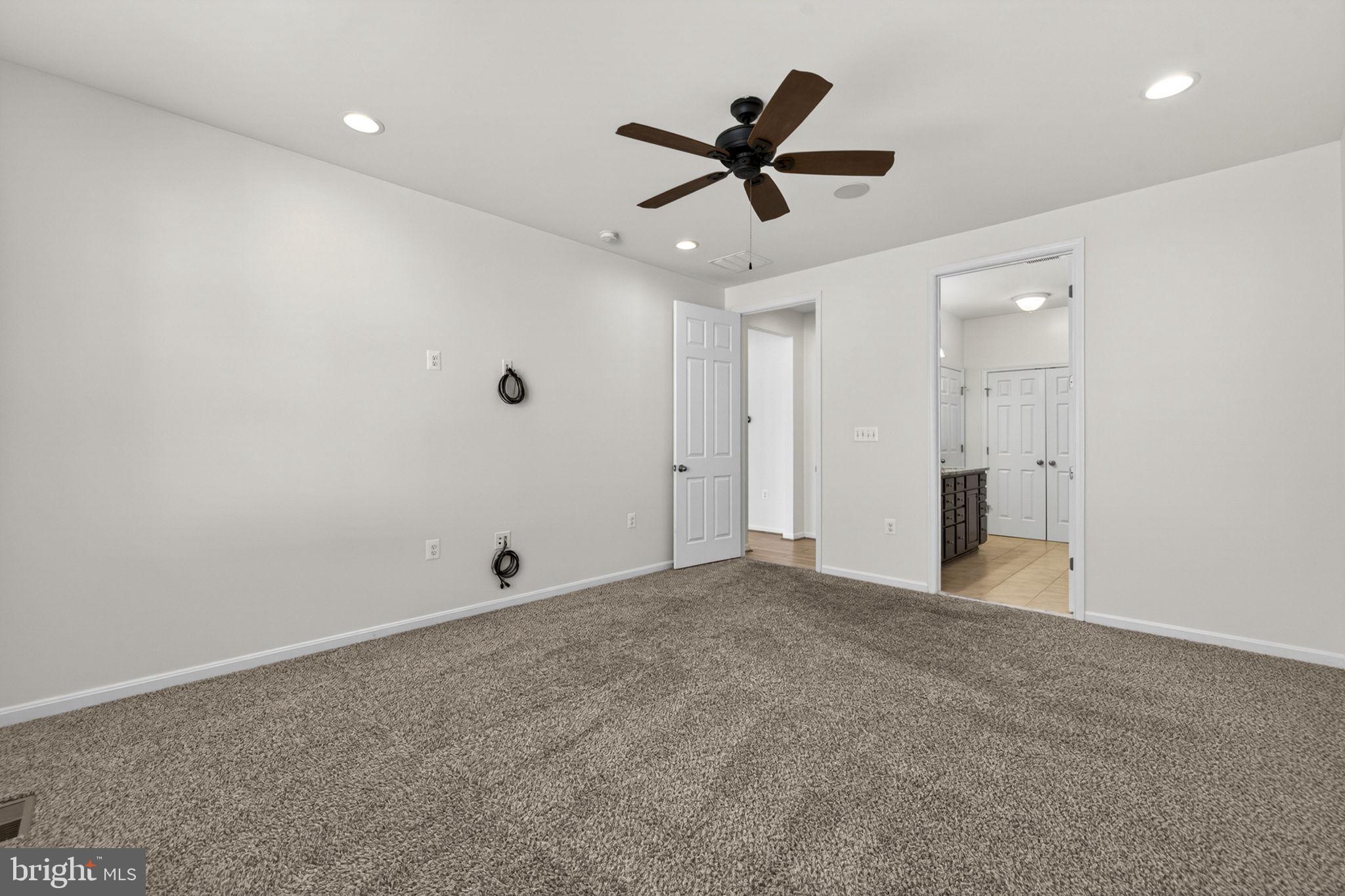 SHENANDOAH SPRINGS - Residential