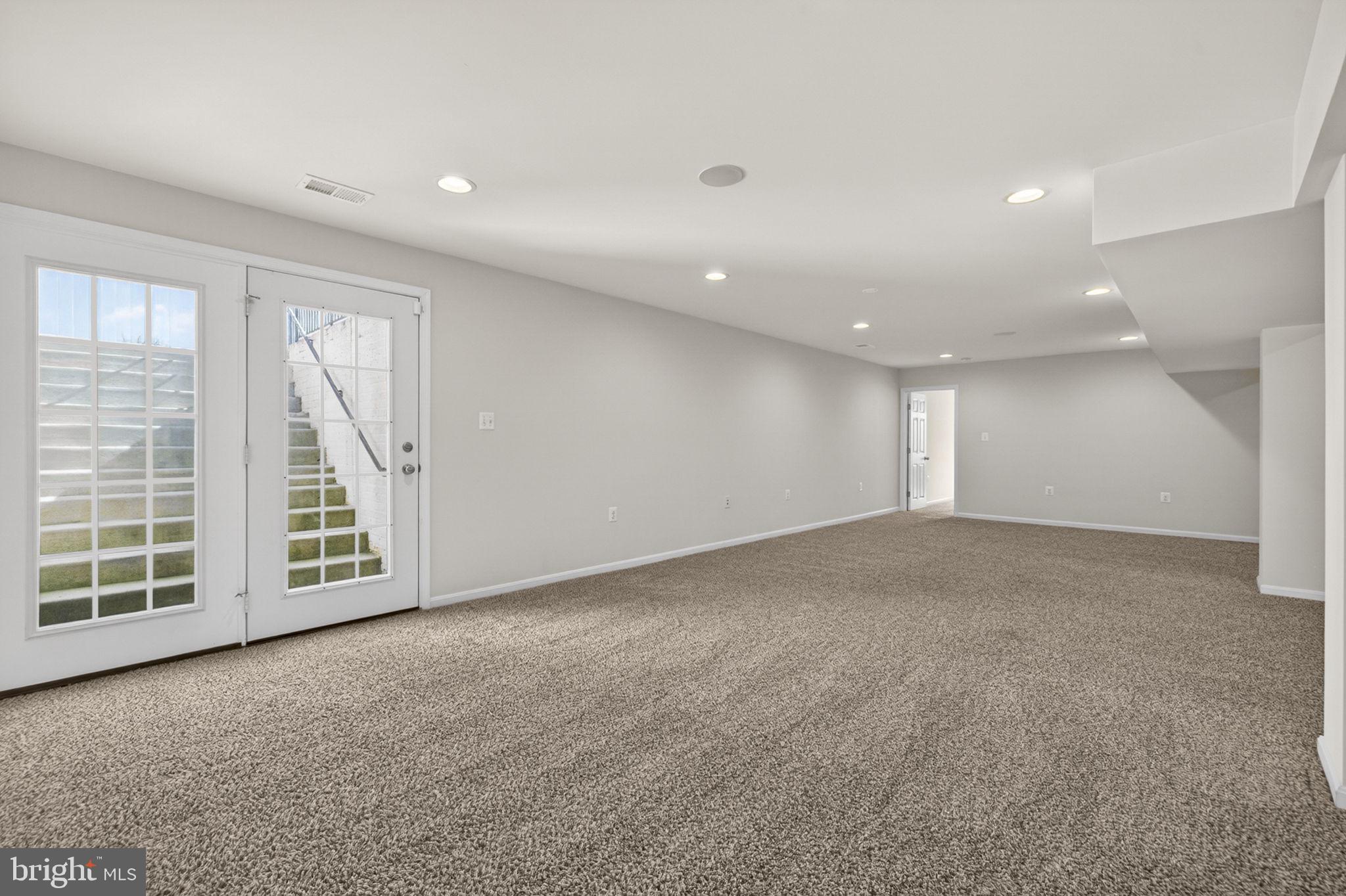 SHENANDOAH SPRINGS - Residential