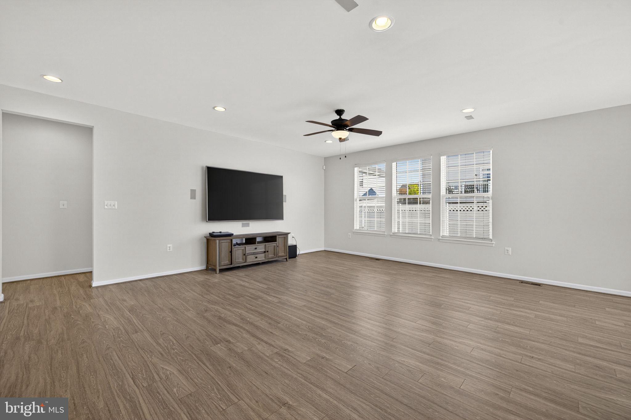 SHENANDOAH SPRINGS - Residential