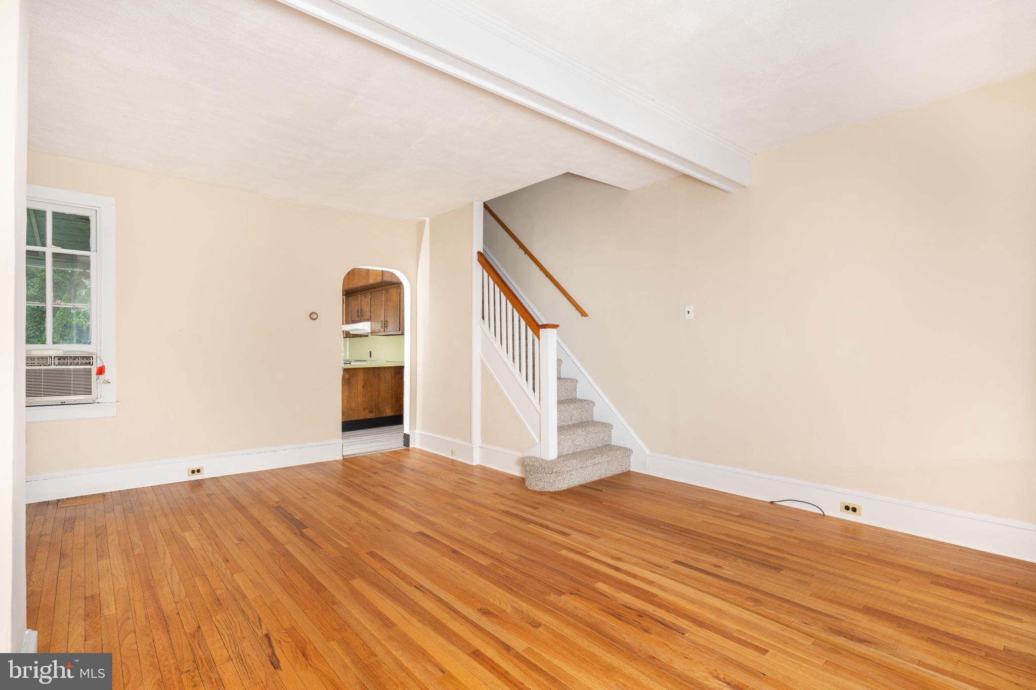 309 N 5TH AVENUE