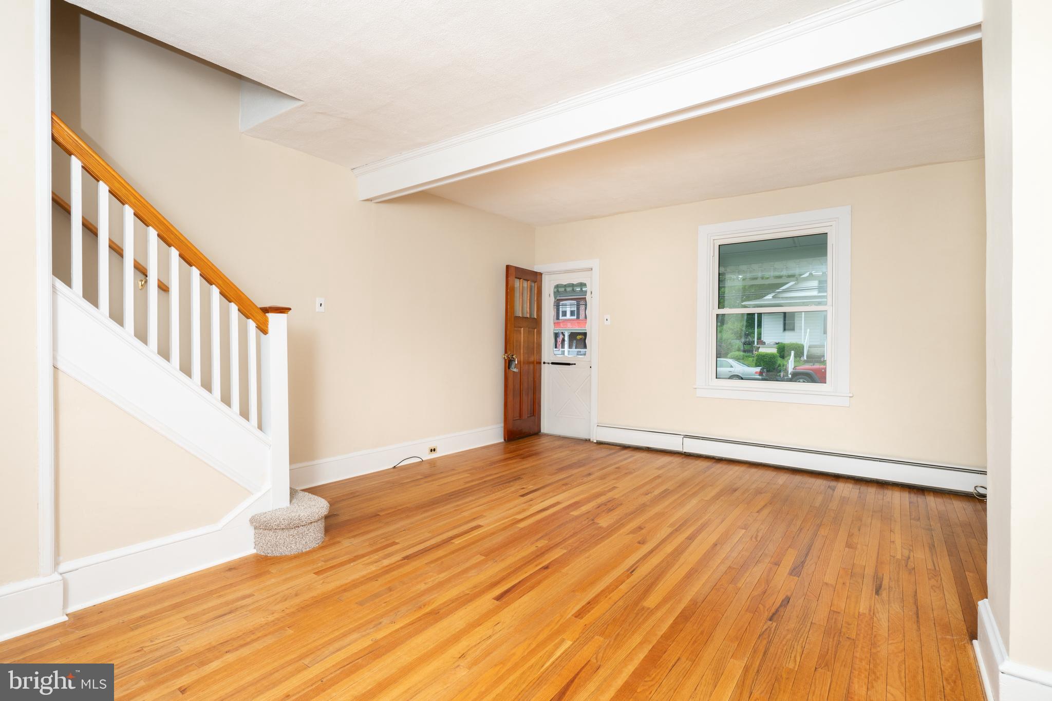 309 N 5TH AVENUE