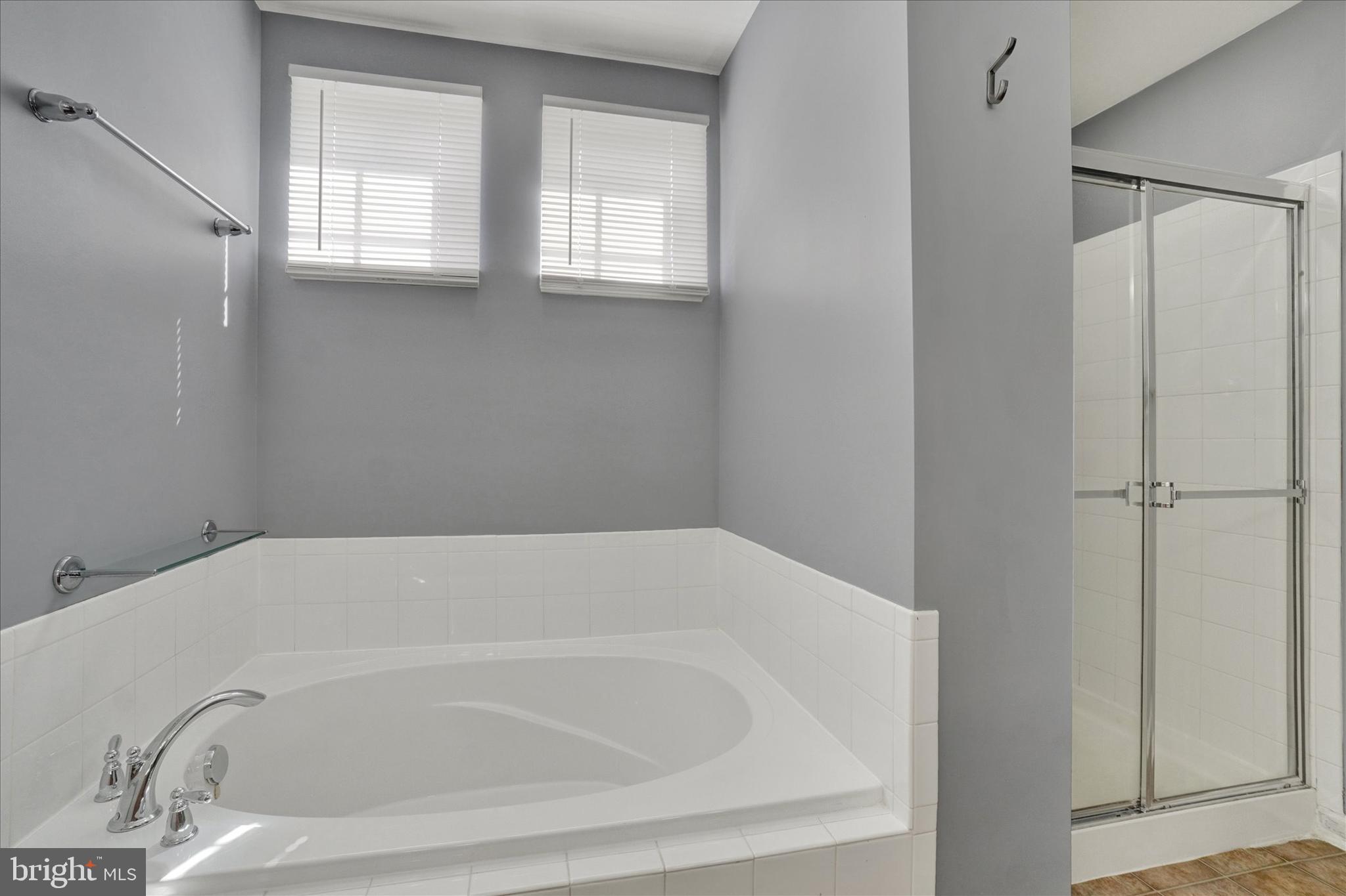 SHERWOOD FOREST II - Residential