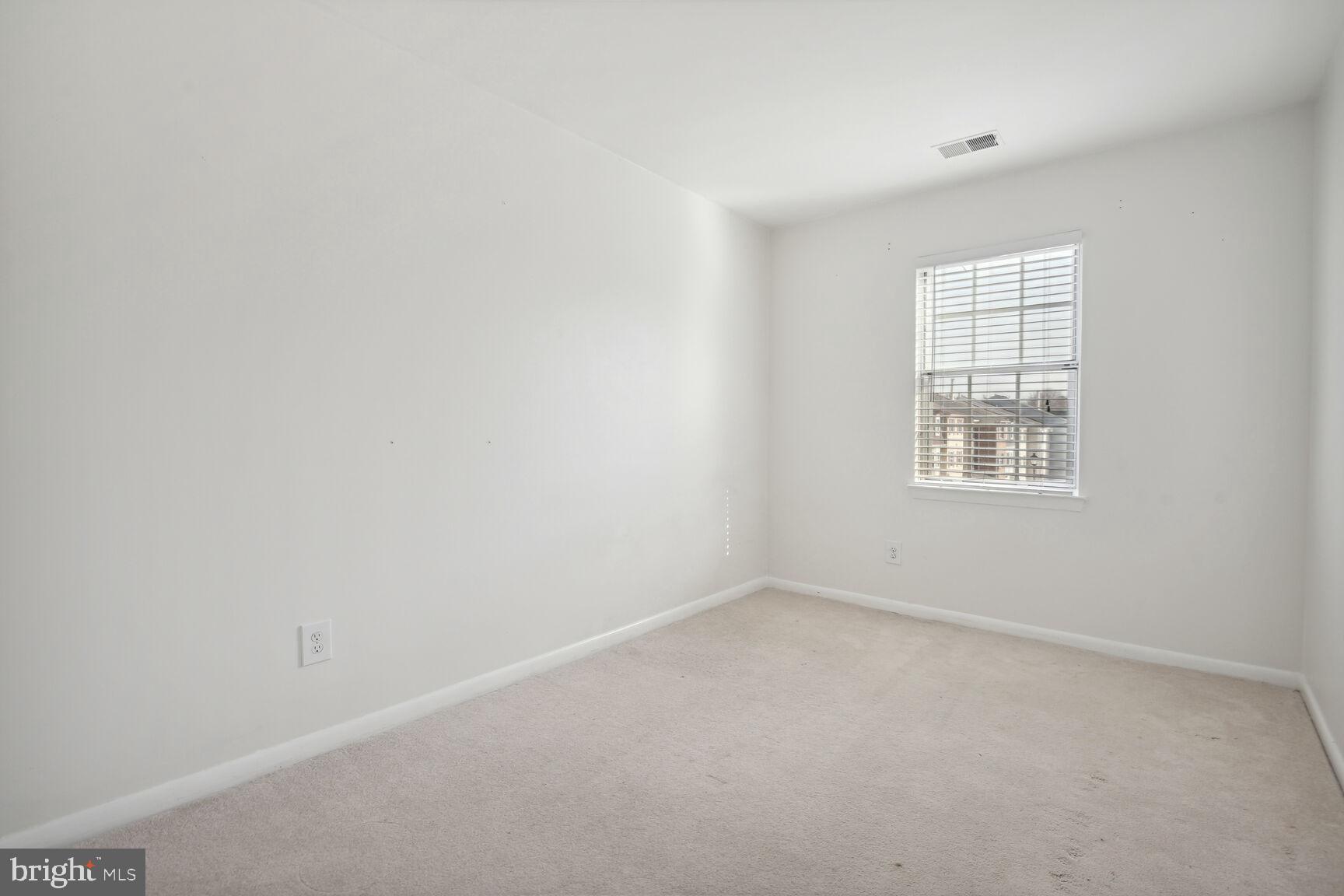 GREENFIELDS - Residential