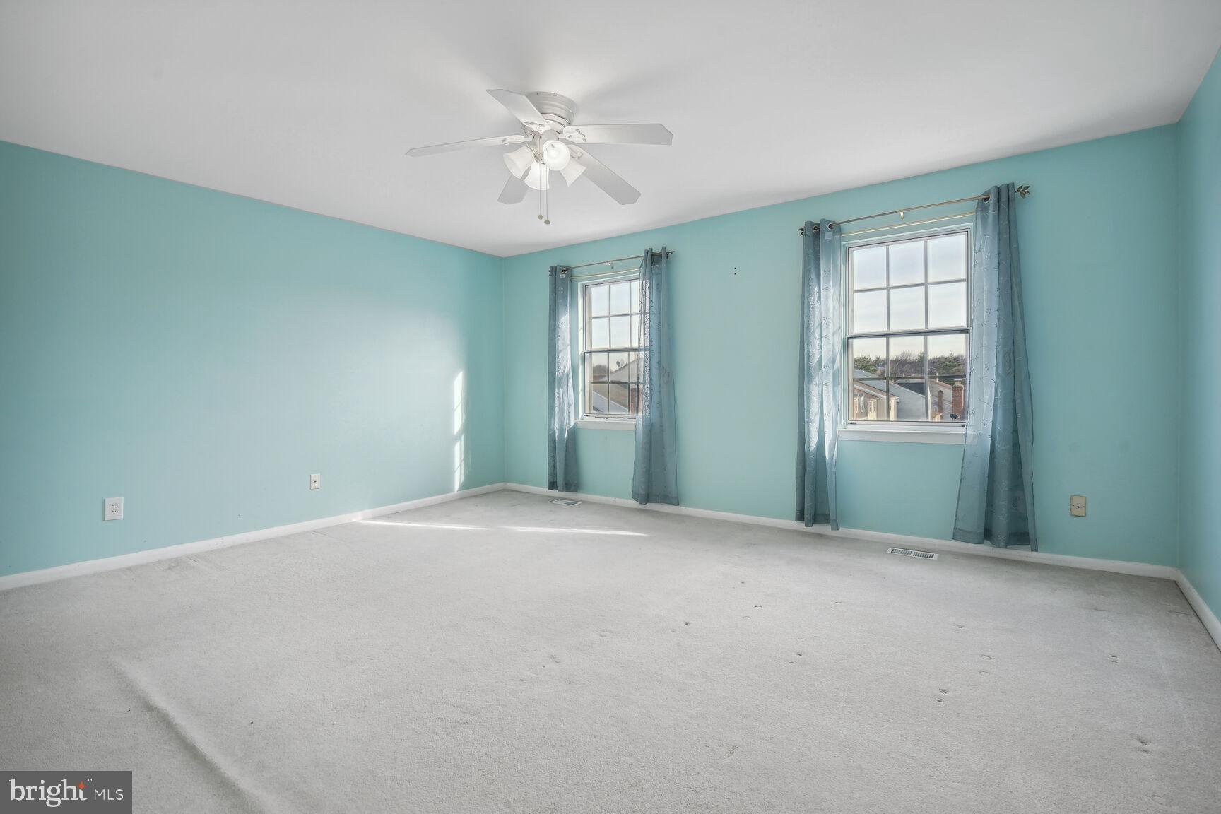 GREENFIELDS - Residential