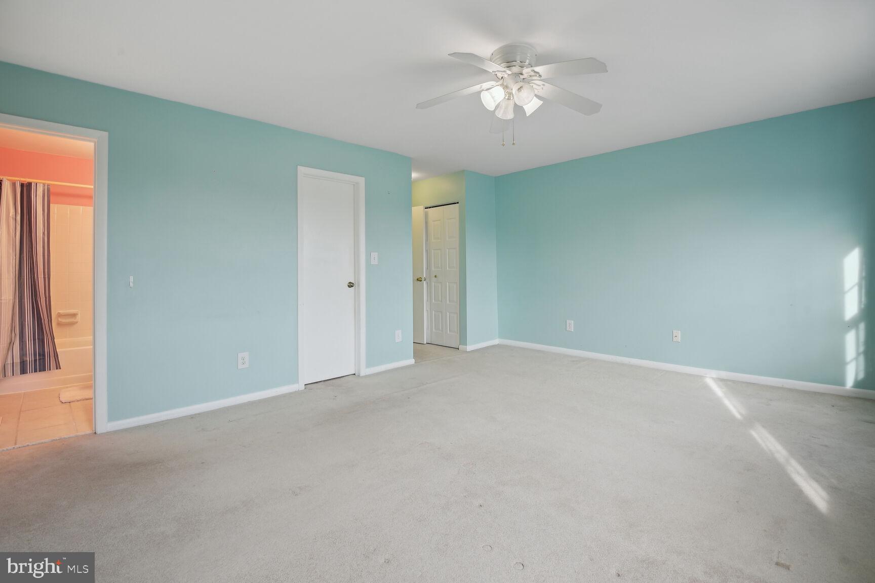 GREENFIELDS - Residential