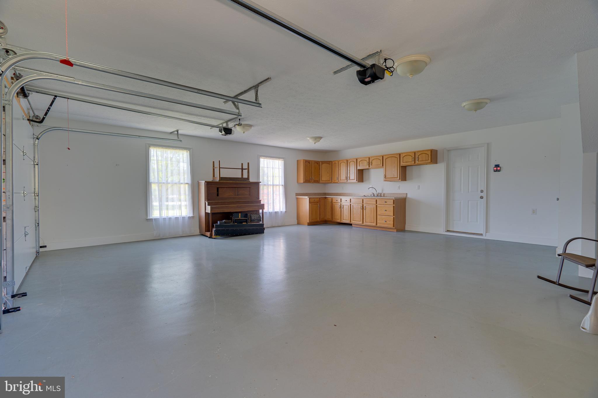 CORNERSTONE - Residential