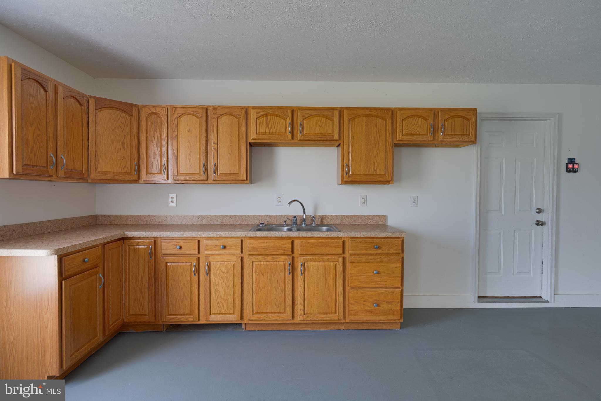 CORNERSTONE - Residential