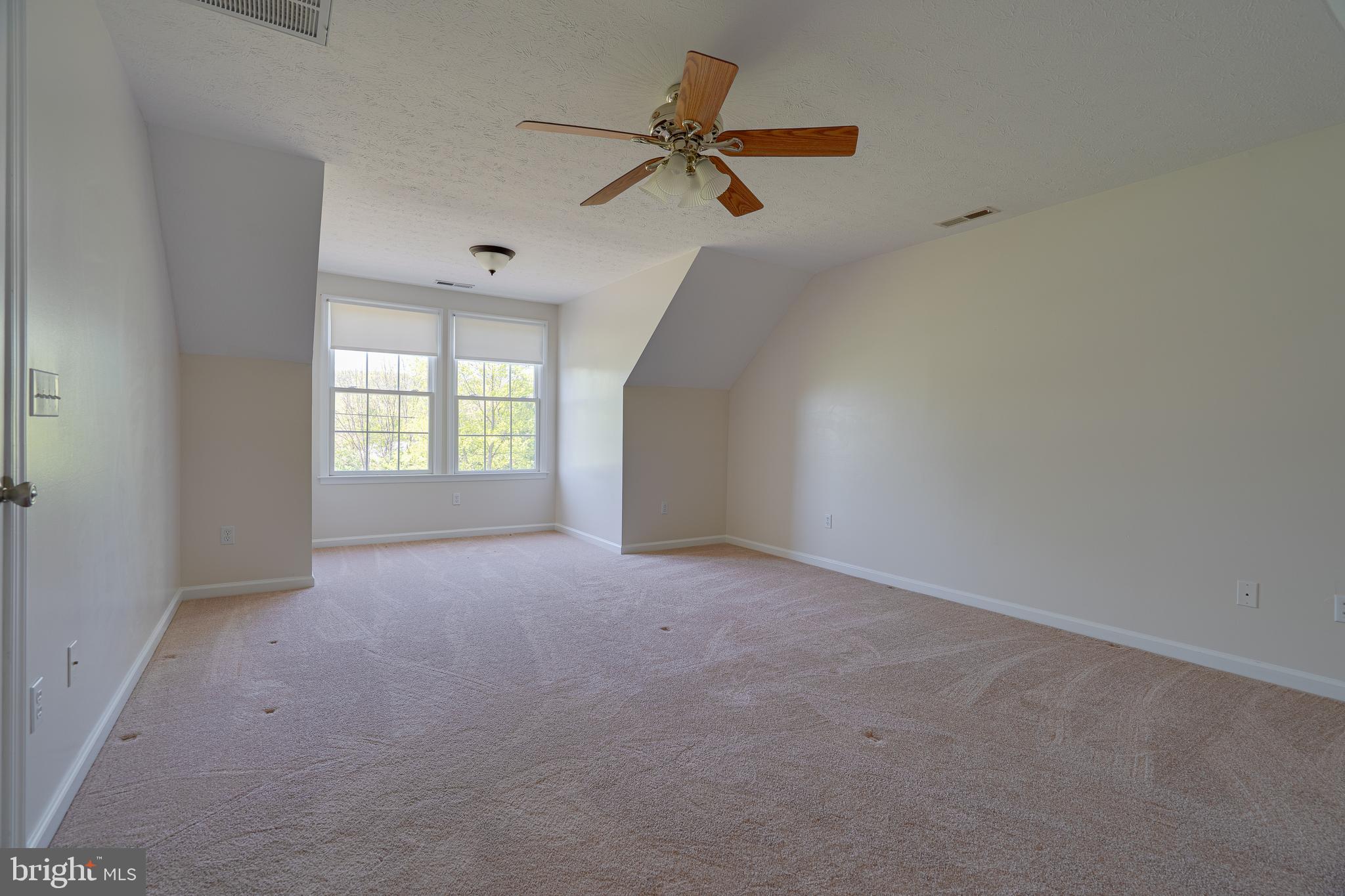 CORNERSTONE - Residential