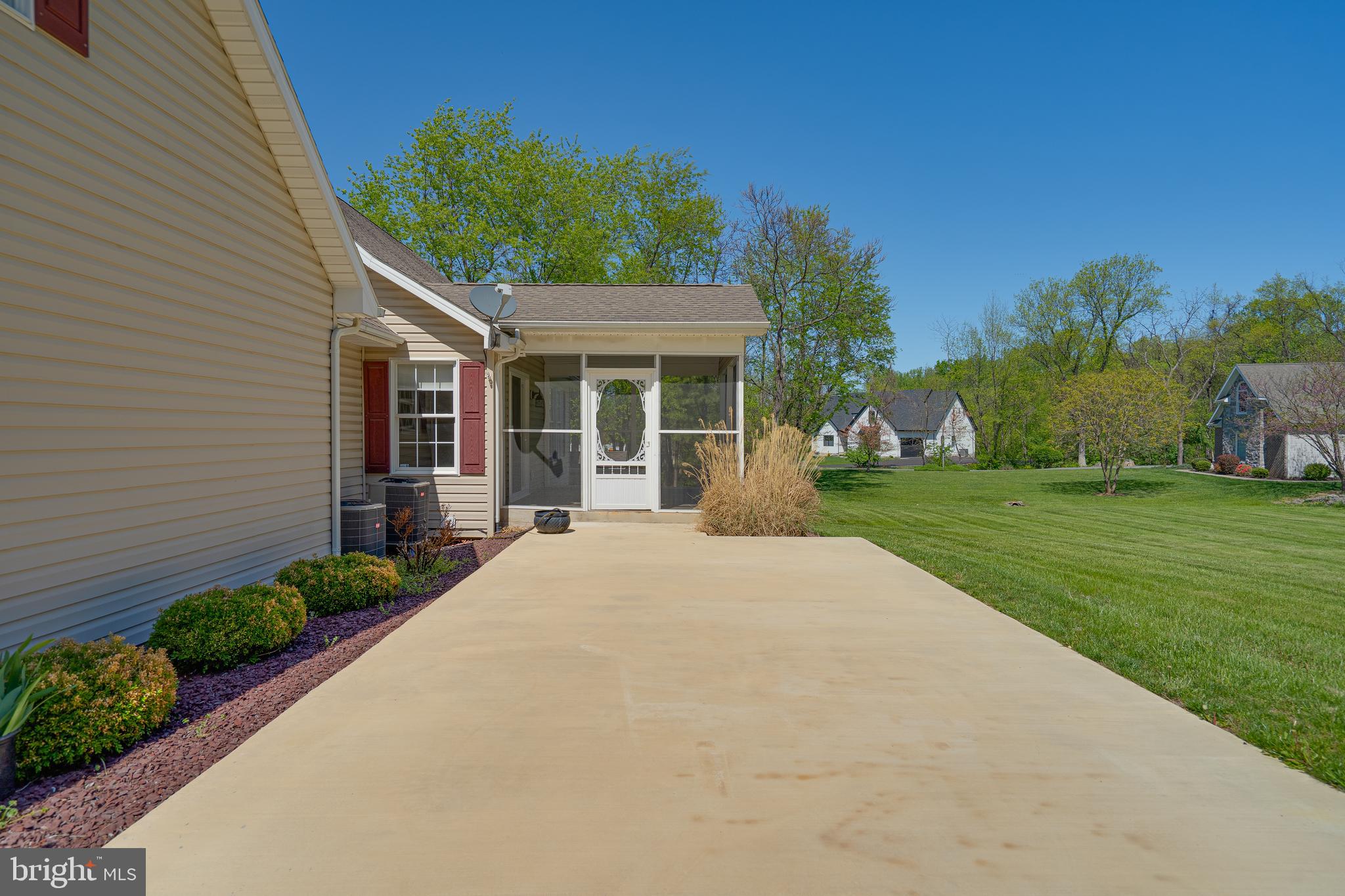 CORNERSTONE - Residential