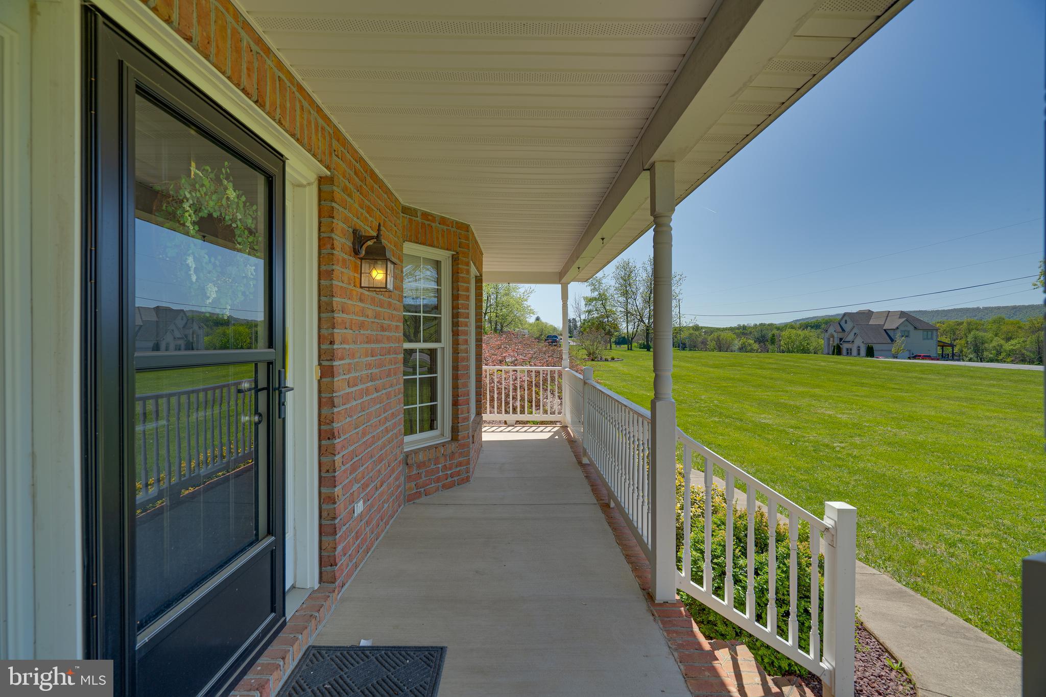 CORNERSTONE - Residential