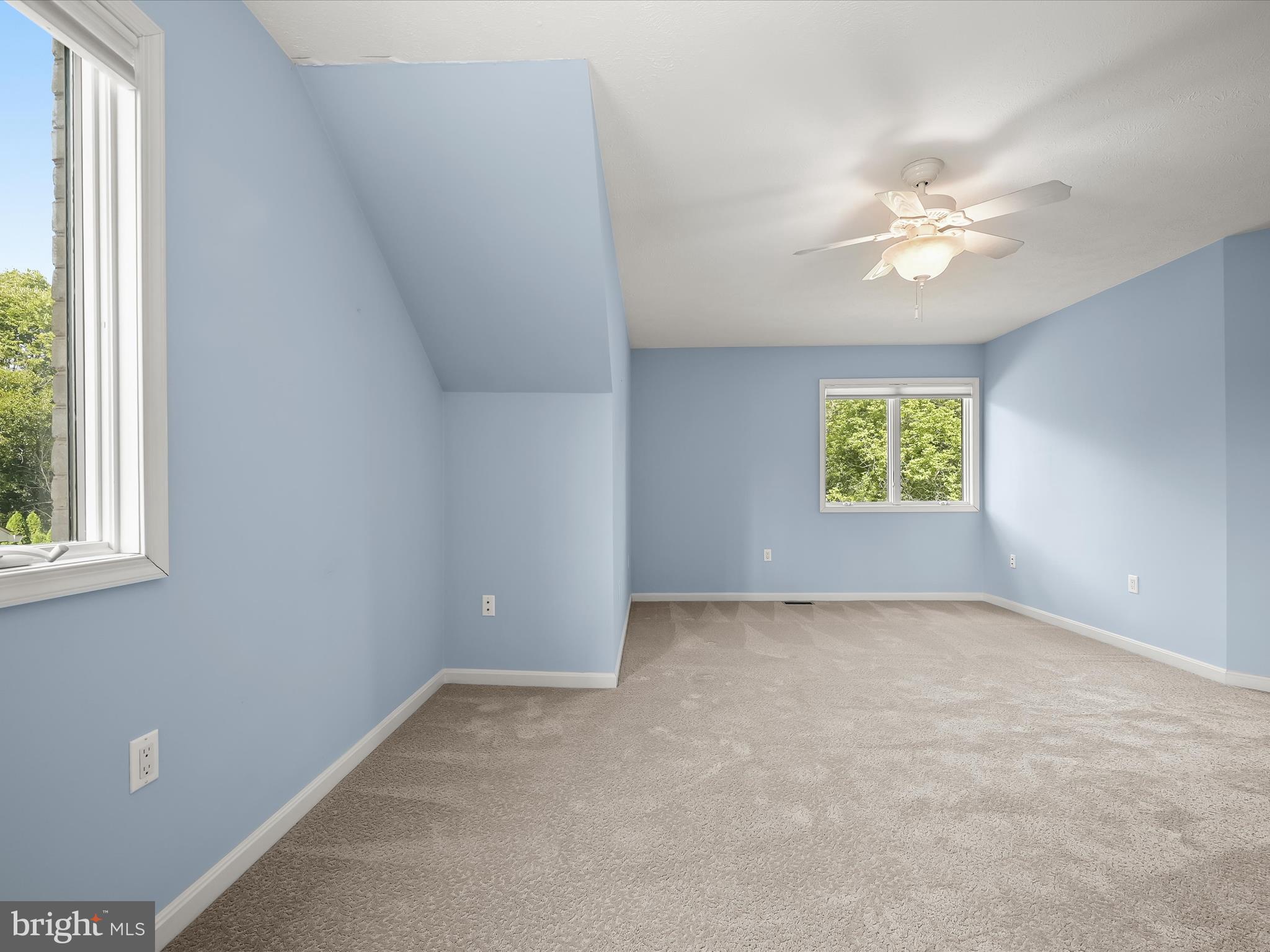 VAN LEAR MANOR - Residential